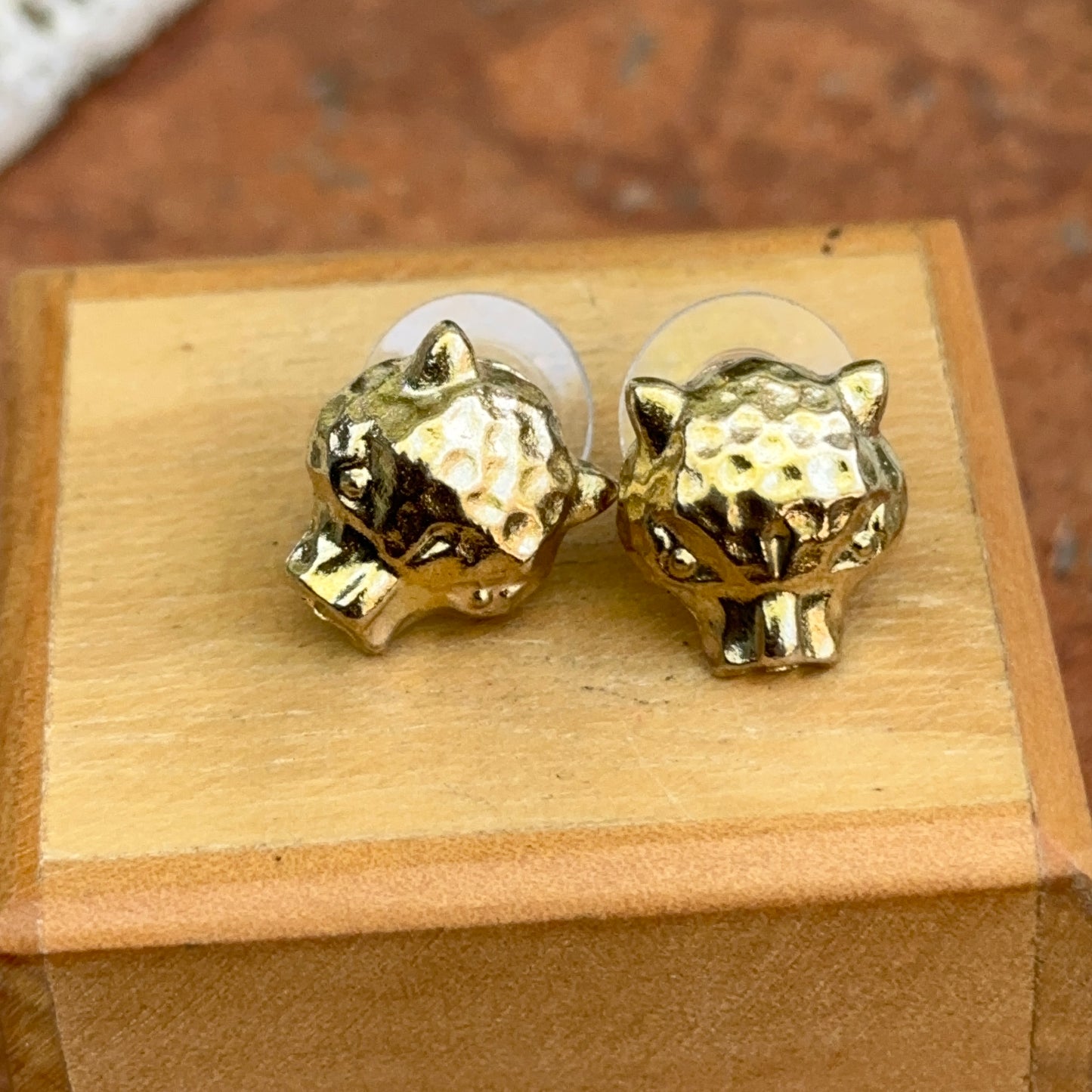 Estate Gold-Tone Hammered Panther Head Stud Earrings