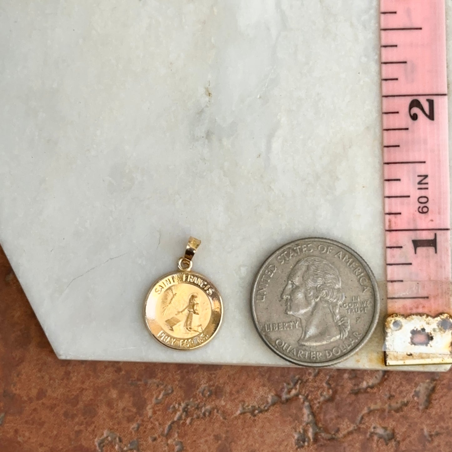 14KT Yellow Gold Saint Francis Round Medal Pendant 15mm