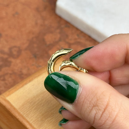 10KT Yellow Gold Hammered Round Push In Clasp Shortener Pendant Hanger 19.5mm