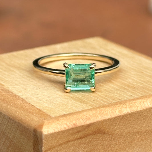 14KT Yellow Emerald-Cut Colombian Emerald Solitaire Ring