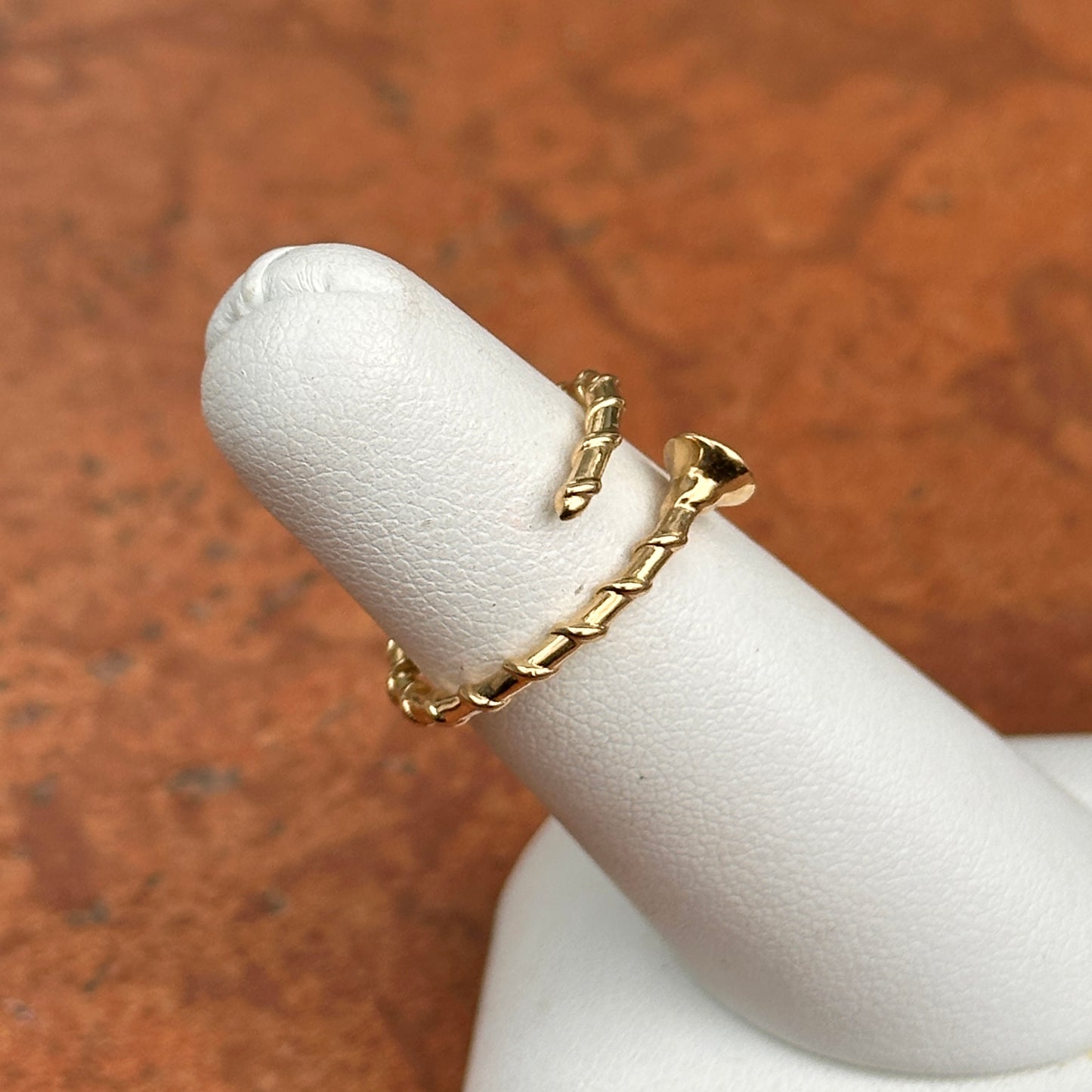 Estate 14KT Yellow Gold Screw Nail Ribbed Ring