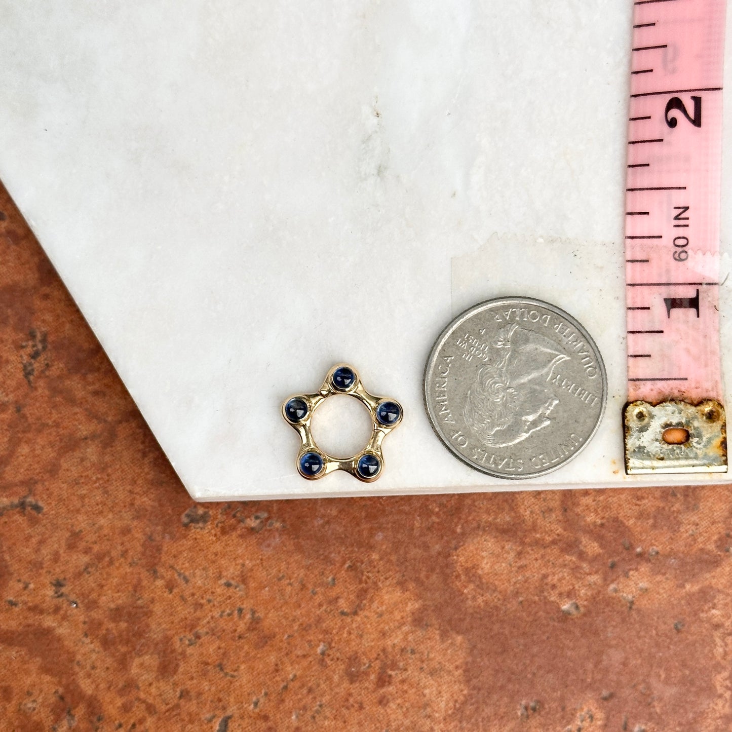 14KT Yellow Gold Blue Sapphire Star Charm Holder: Pendant Hinged Clasp