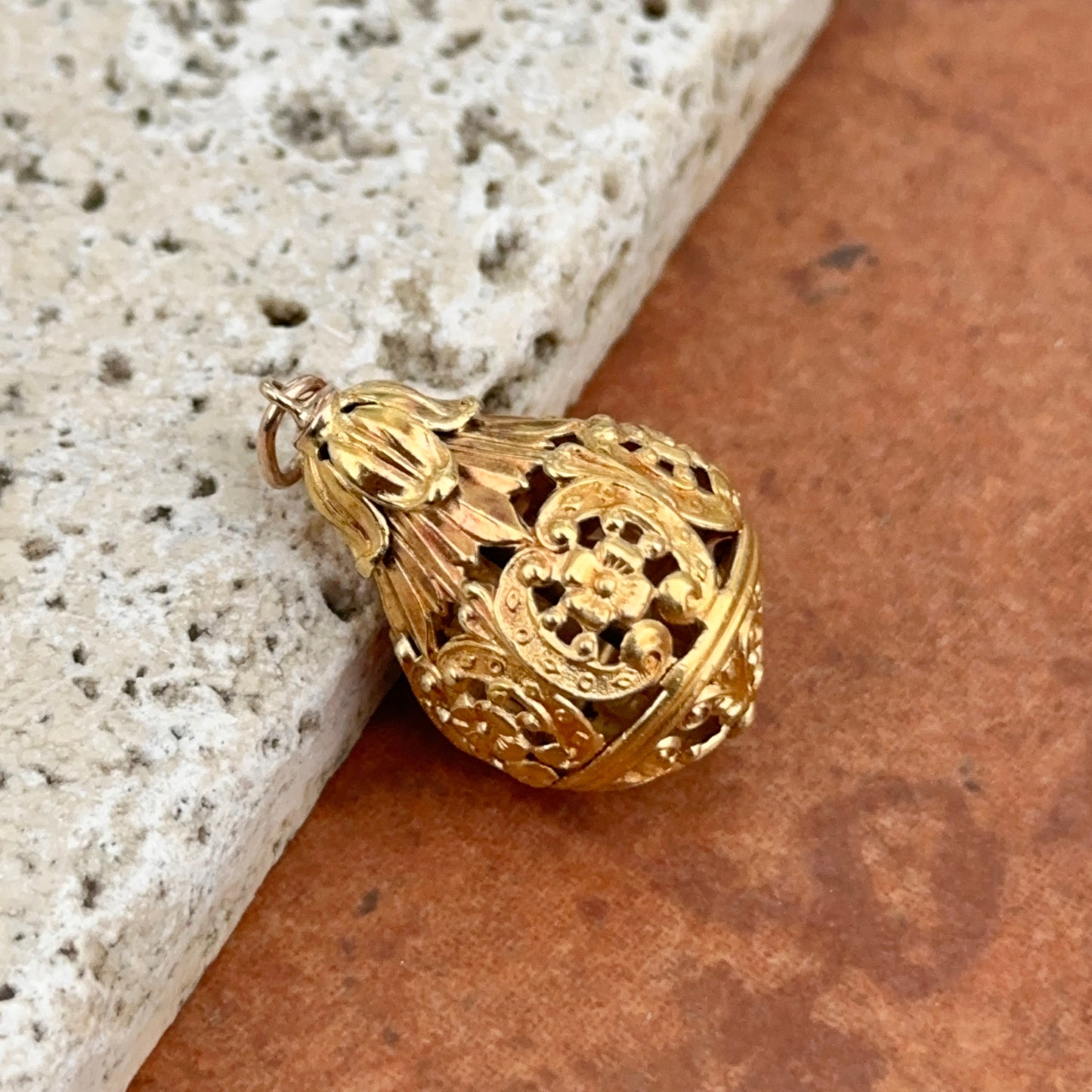 Estate 14KT Yellow Gold Byzantine Filigree Teardrop Pendant