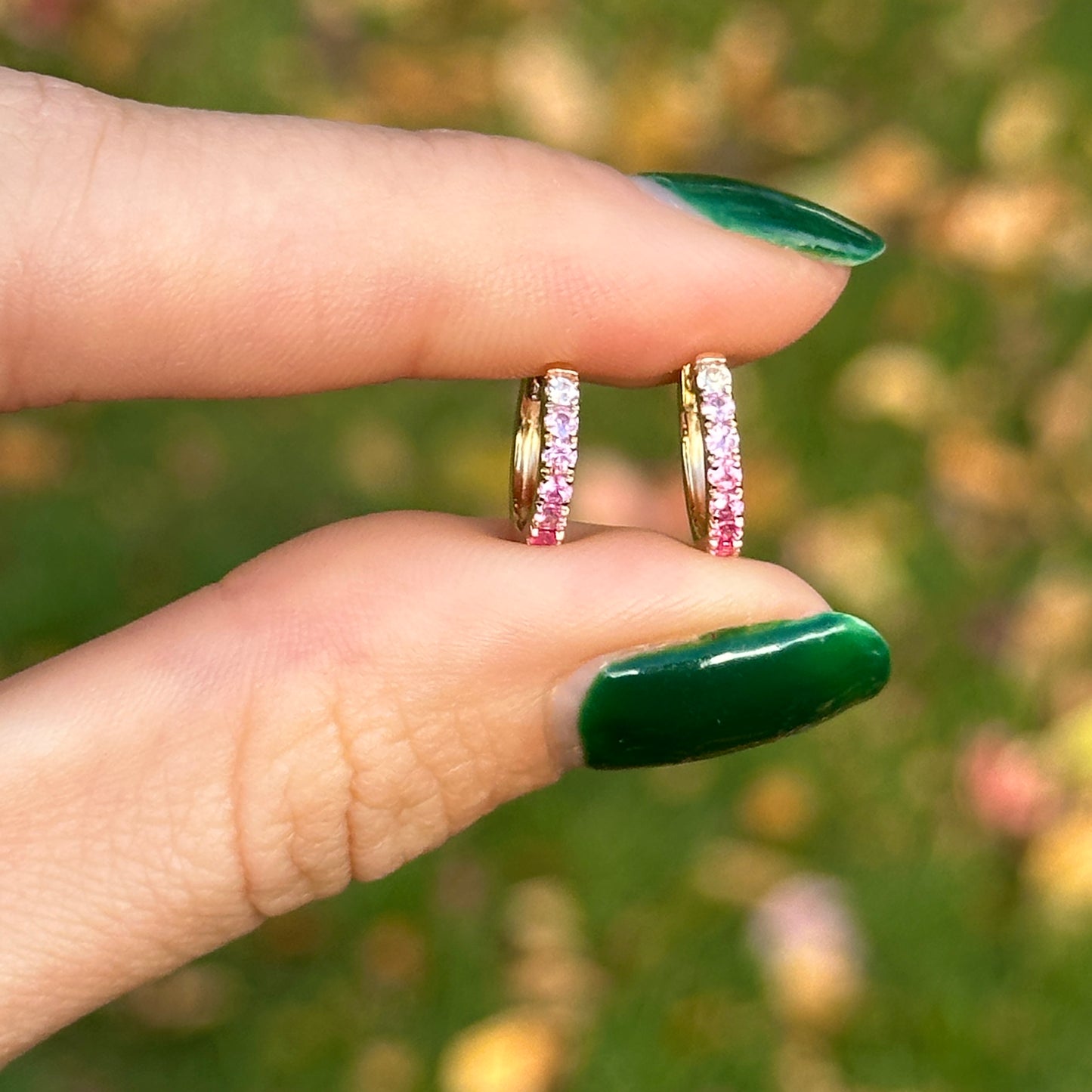 14KT Yellow Round Ombre Pink Sapphire Small Huggie Hoop Earrings 11mm