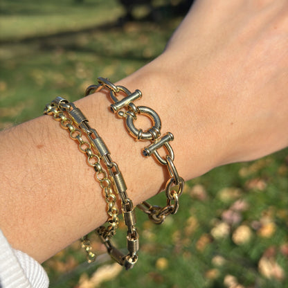 Estate 14KT Yellow Gold Oval Link Toggle Blue Sapphire Ends Bracelet