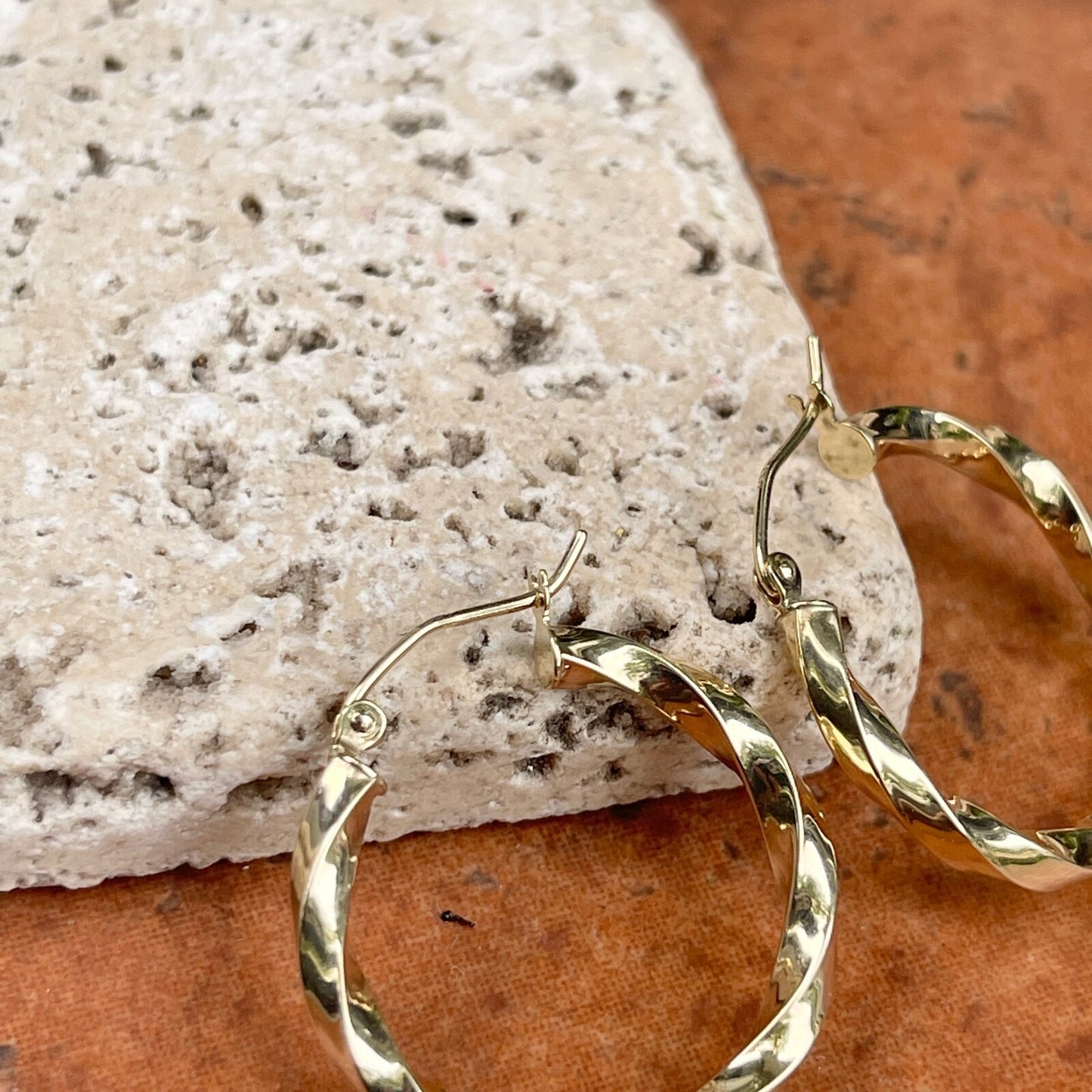 10KT Yellow Gold Twisted Tube Hoop Earrings 26mm