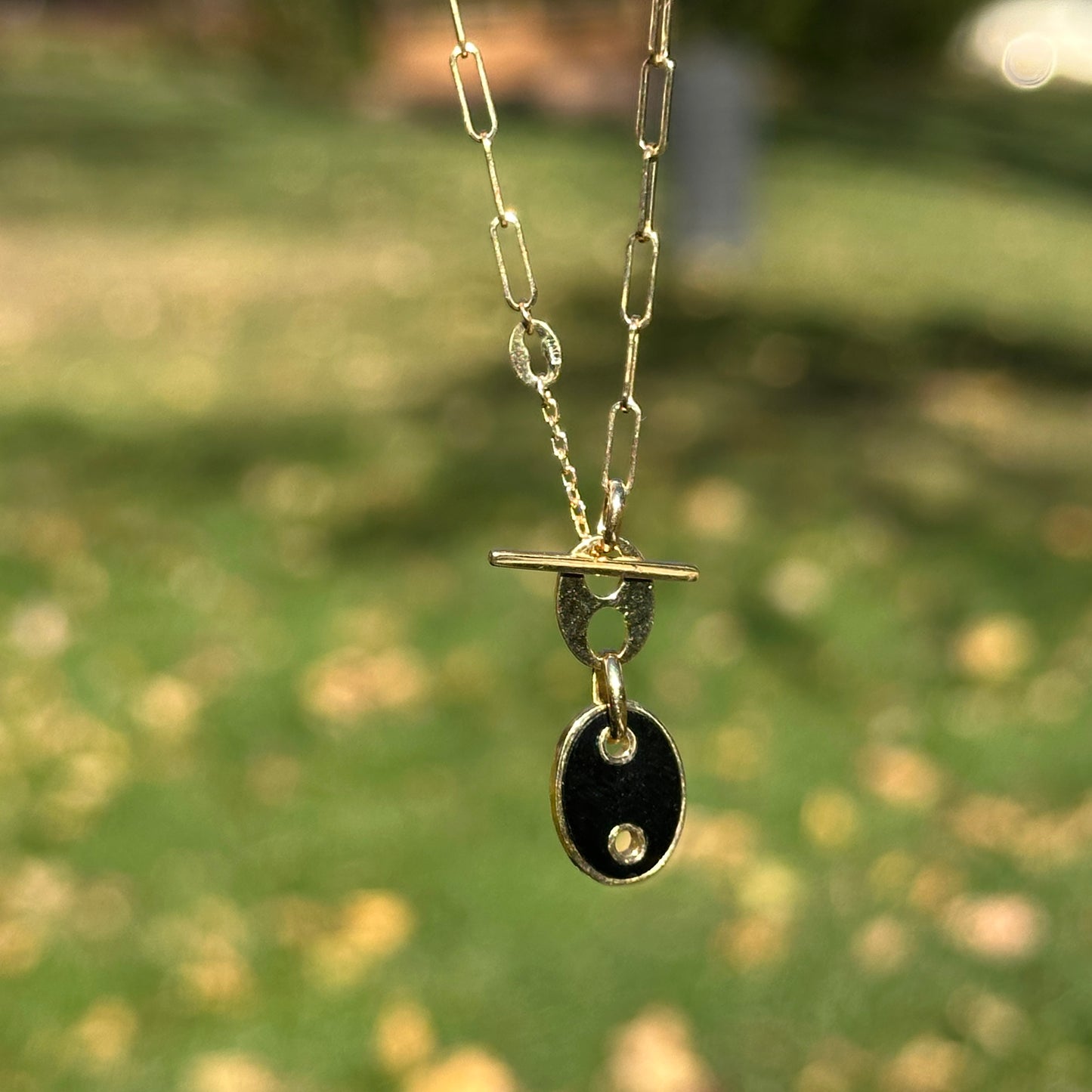 14KT Yellow Gold Mariner Onyx Toggle Paperclip Necklace