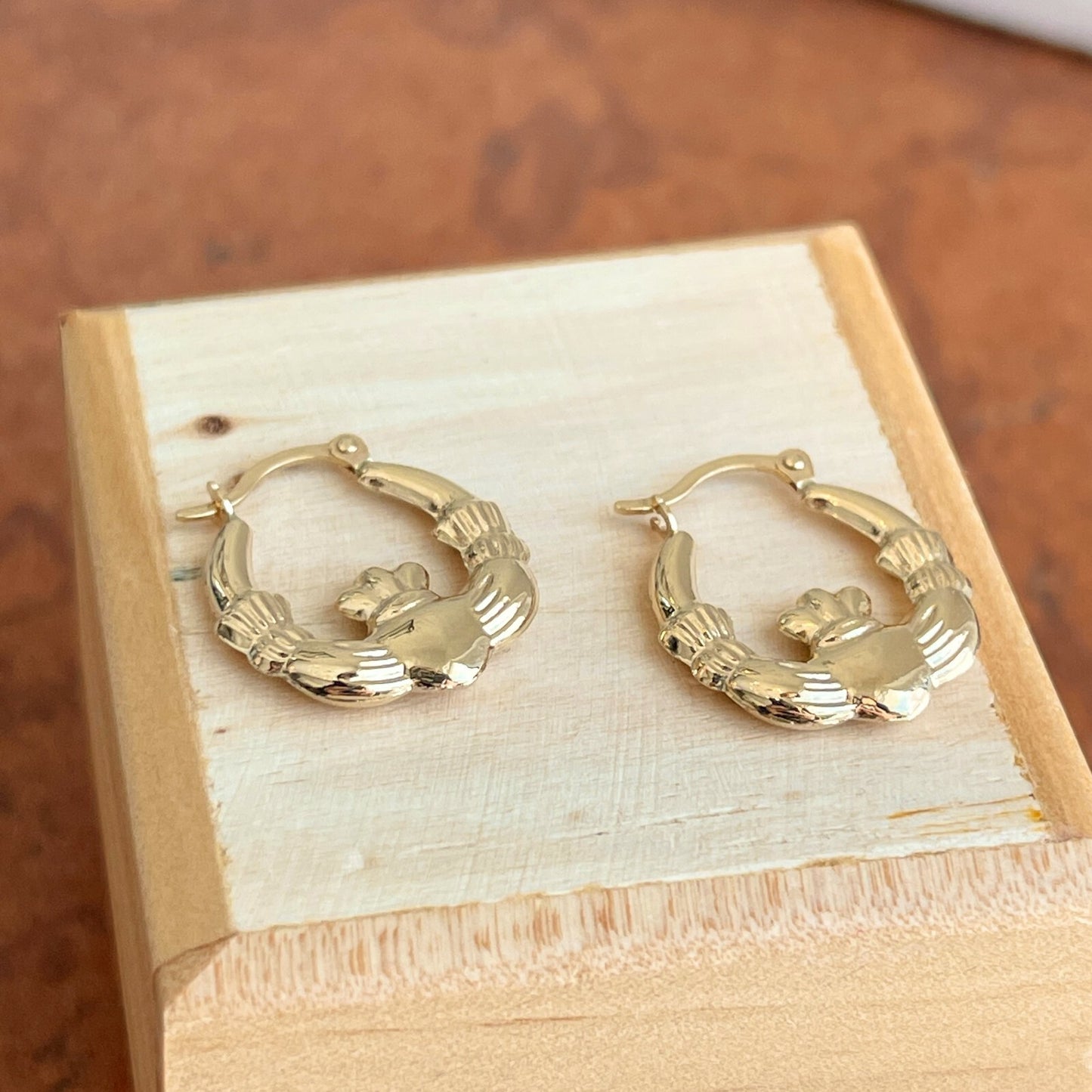 10KT Yellow Gold Celtic Claddagh Hoop Earrings 18mm