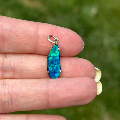 14KT Yellow Gold Elongated 3.8 CT Opal Doublet Pendant