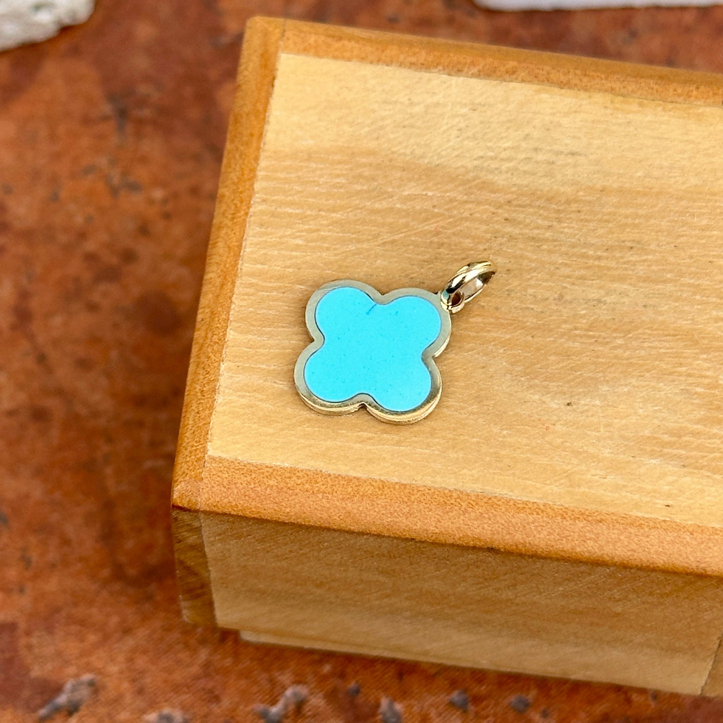 14KT Yellow Gold 4-Leaf Clover Turquoise Inlay Pendant Charm 14mm