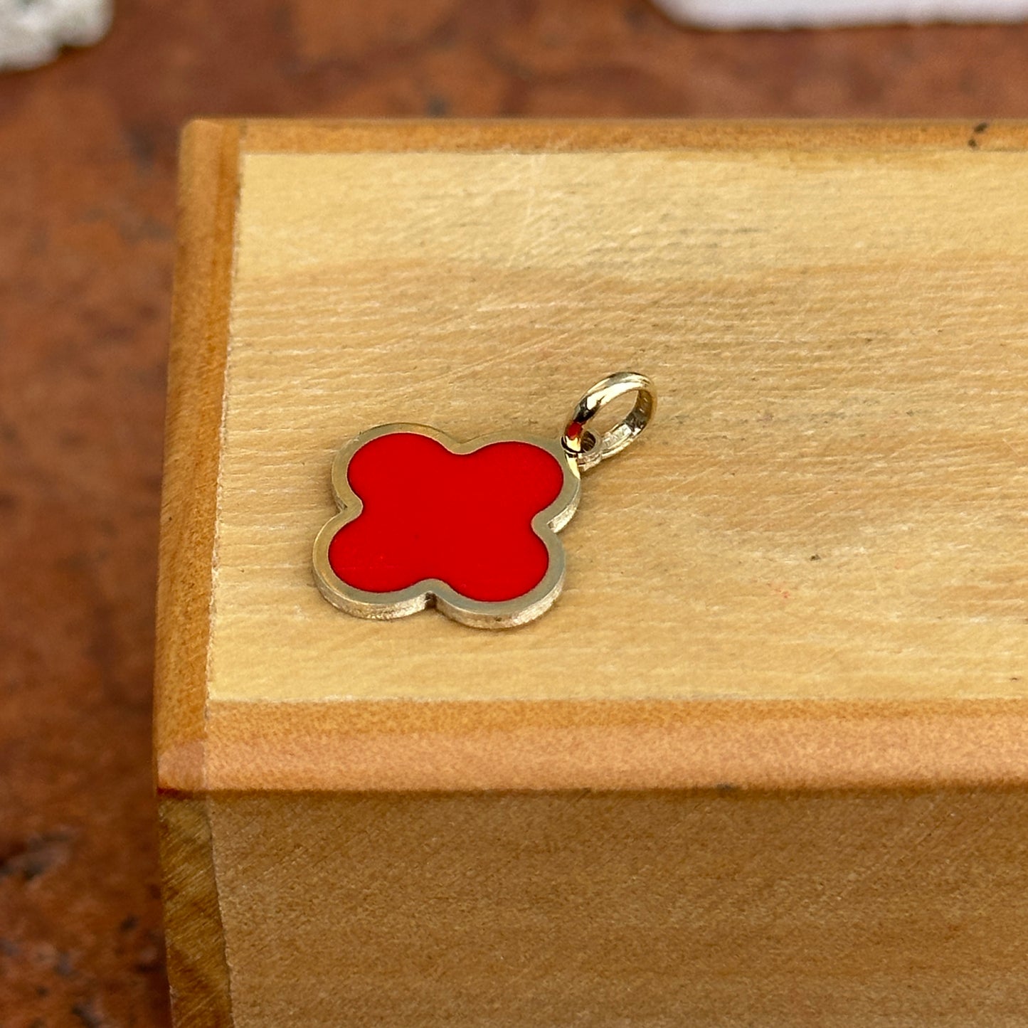 14KT Yellow Gold 4-Leaf Clover Red Enamel Inlay Pendant Charm 14mm
