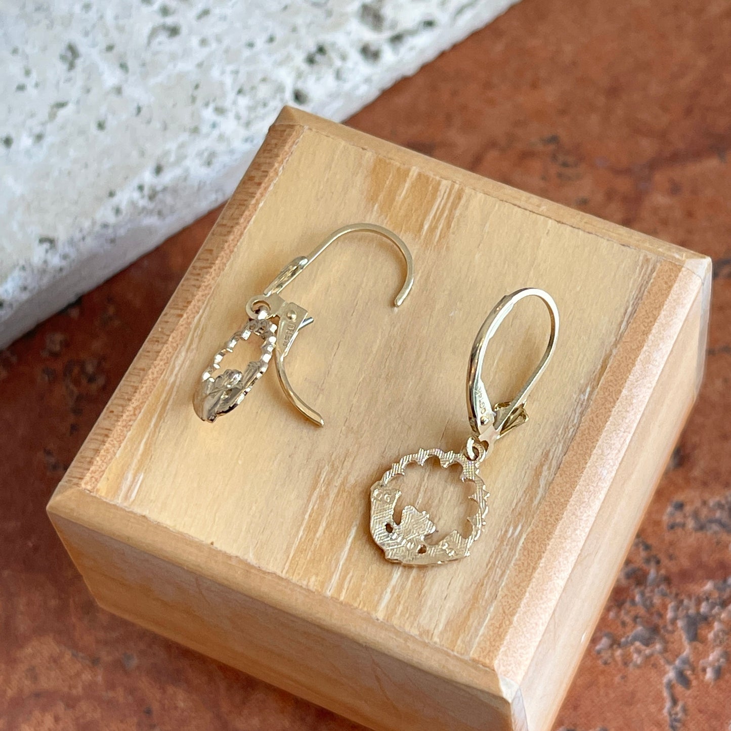 14KT Yellow Gold Celtic Claddagh Heart Dangle Earrings