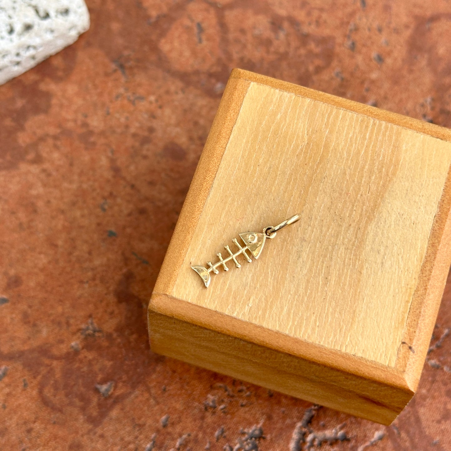 14KT Yellow Gold Fish Bone Pendant Charm
