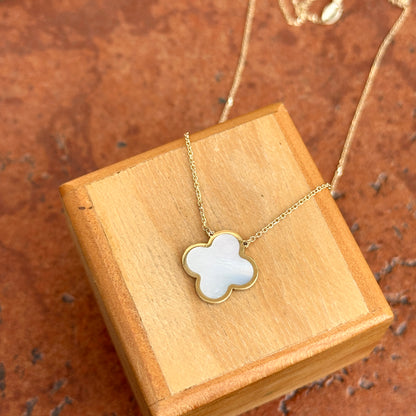 14KT Yellow Gold 14mm Mother of Pearl Clover Chain Necklace