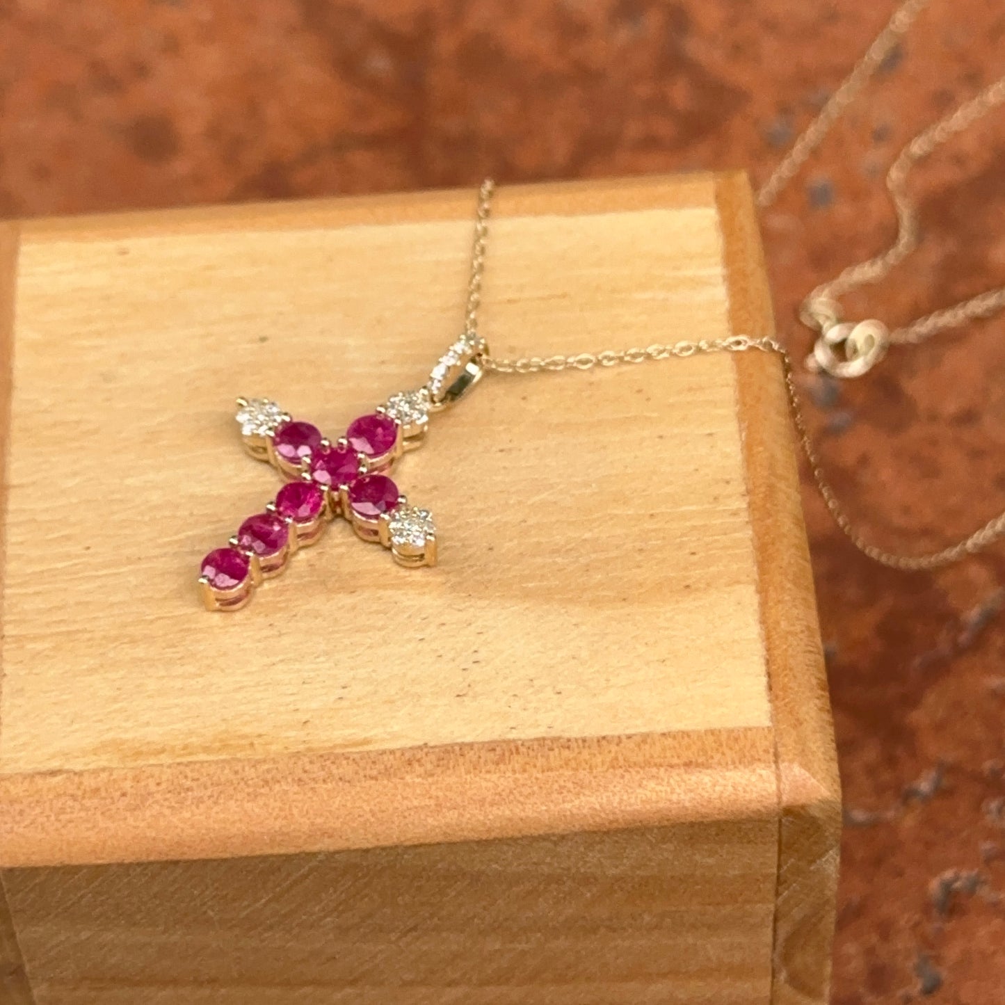 14KT Yellow Gold Red Ruby + Diamond Cross Pendant Chain Necklace