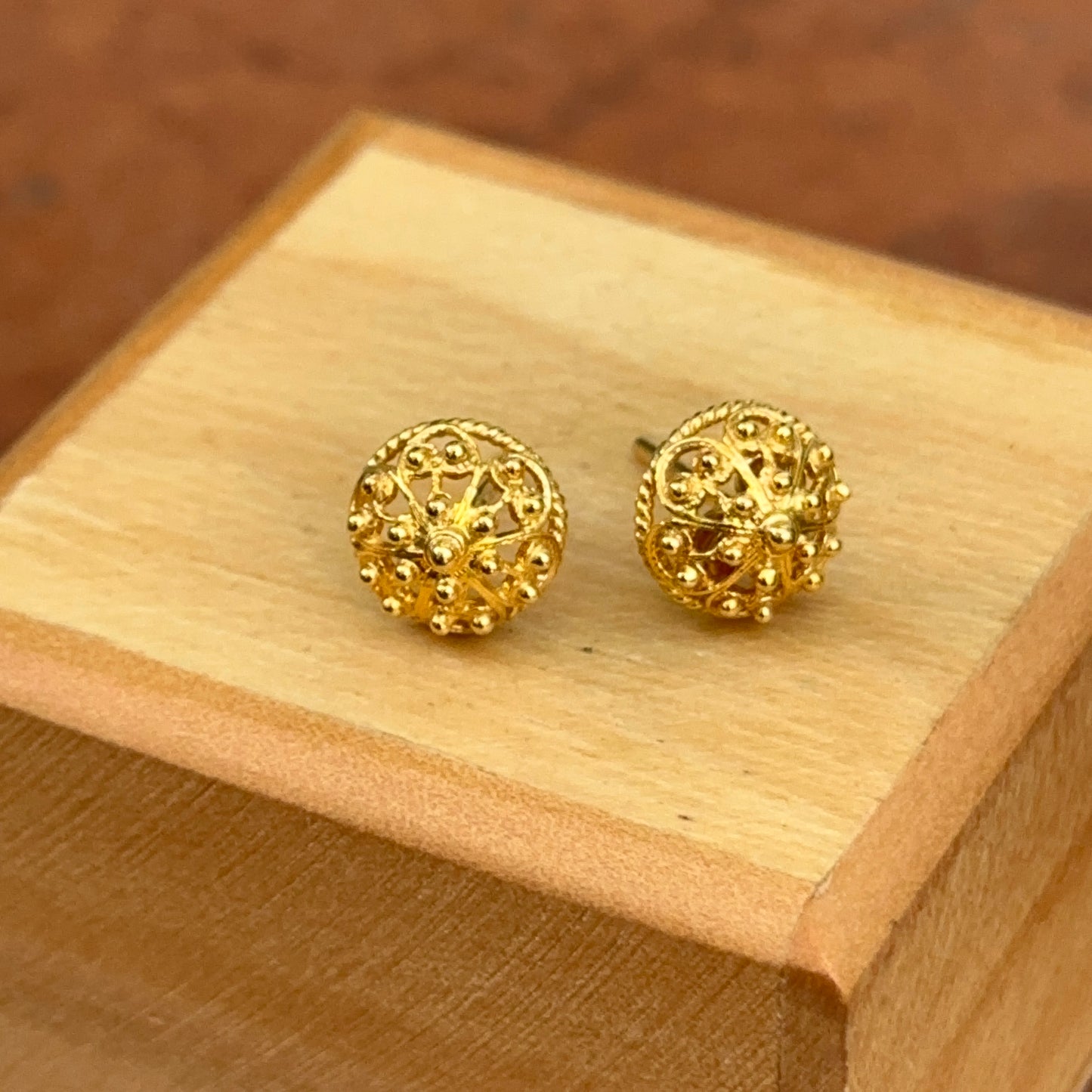 Estate 14KT Yellow Gold Filigree Ball Button Earrings