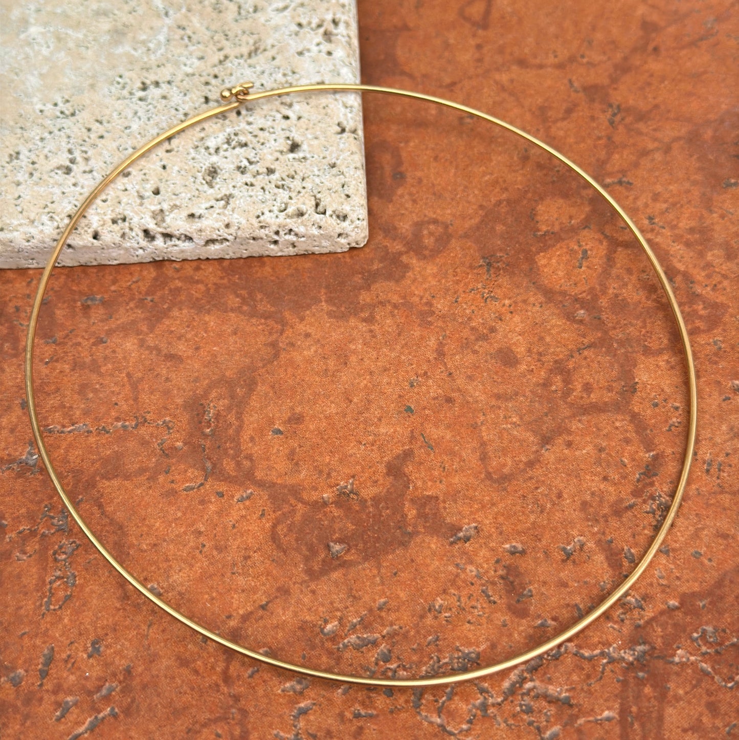 Estate 14KT Yellow Gold 1.5mm Stiff Round Wire Solid Necklace 16”