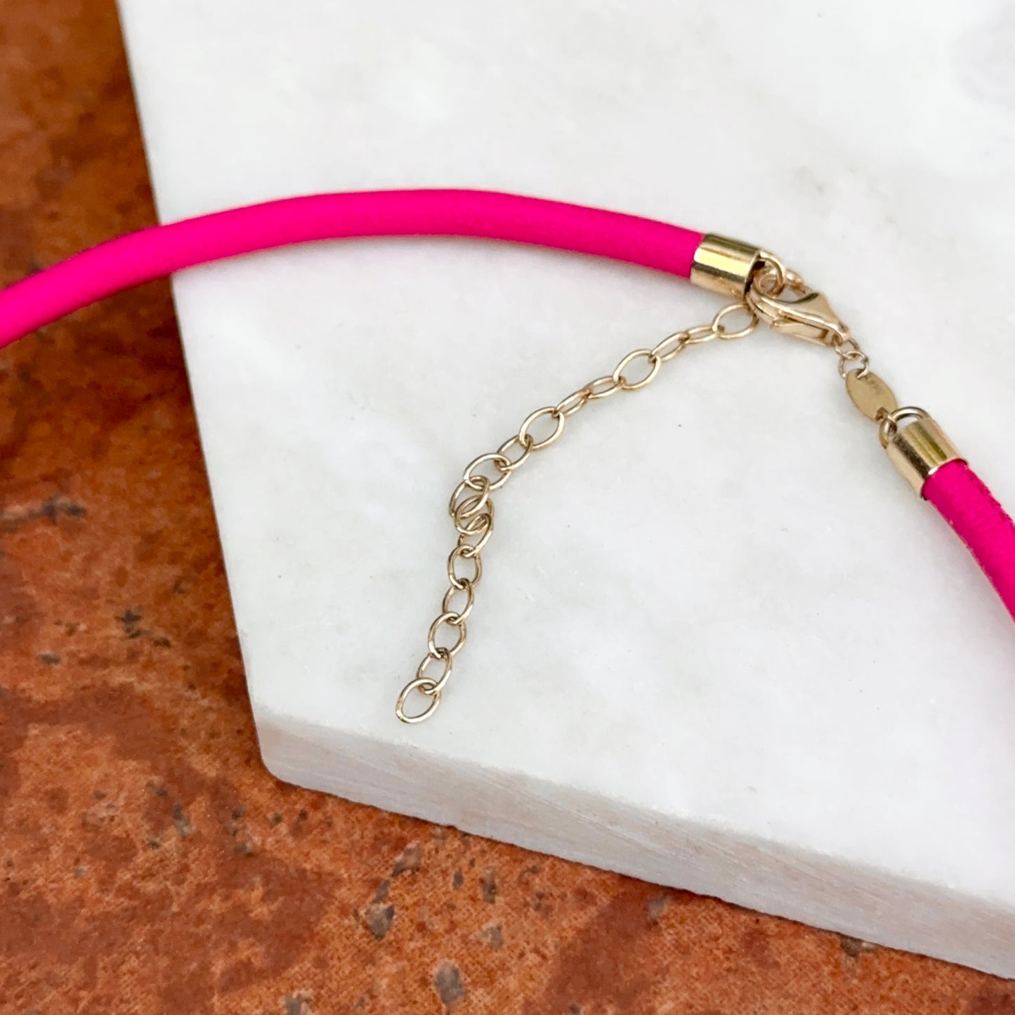 14KT Yellow Gold 3mm Hot Pink Leather Cord Necklace