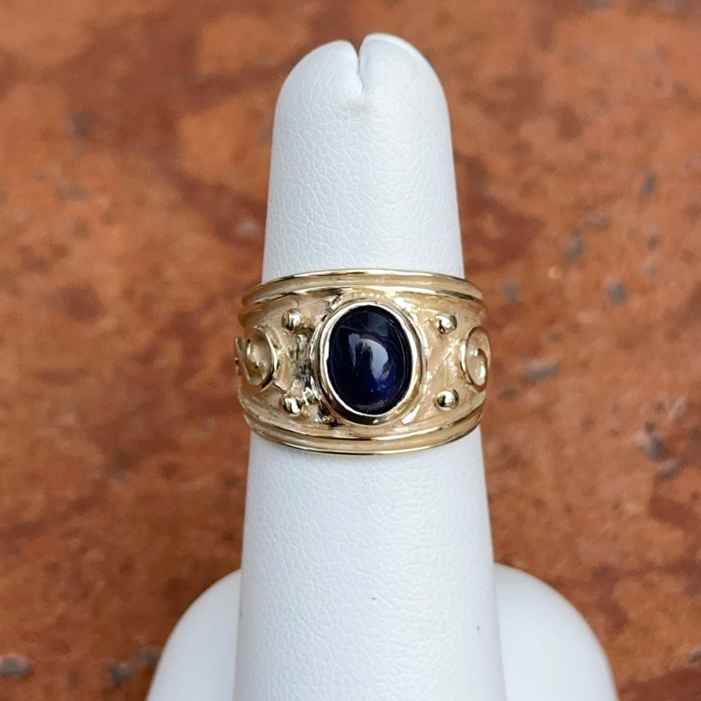 Estate 14KT Yellow Gold Matte Byzantine Oval Star Sapphire Ring