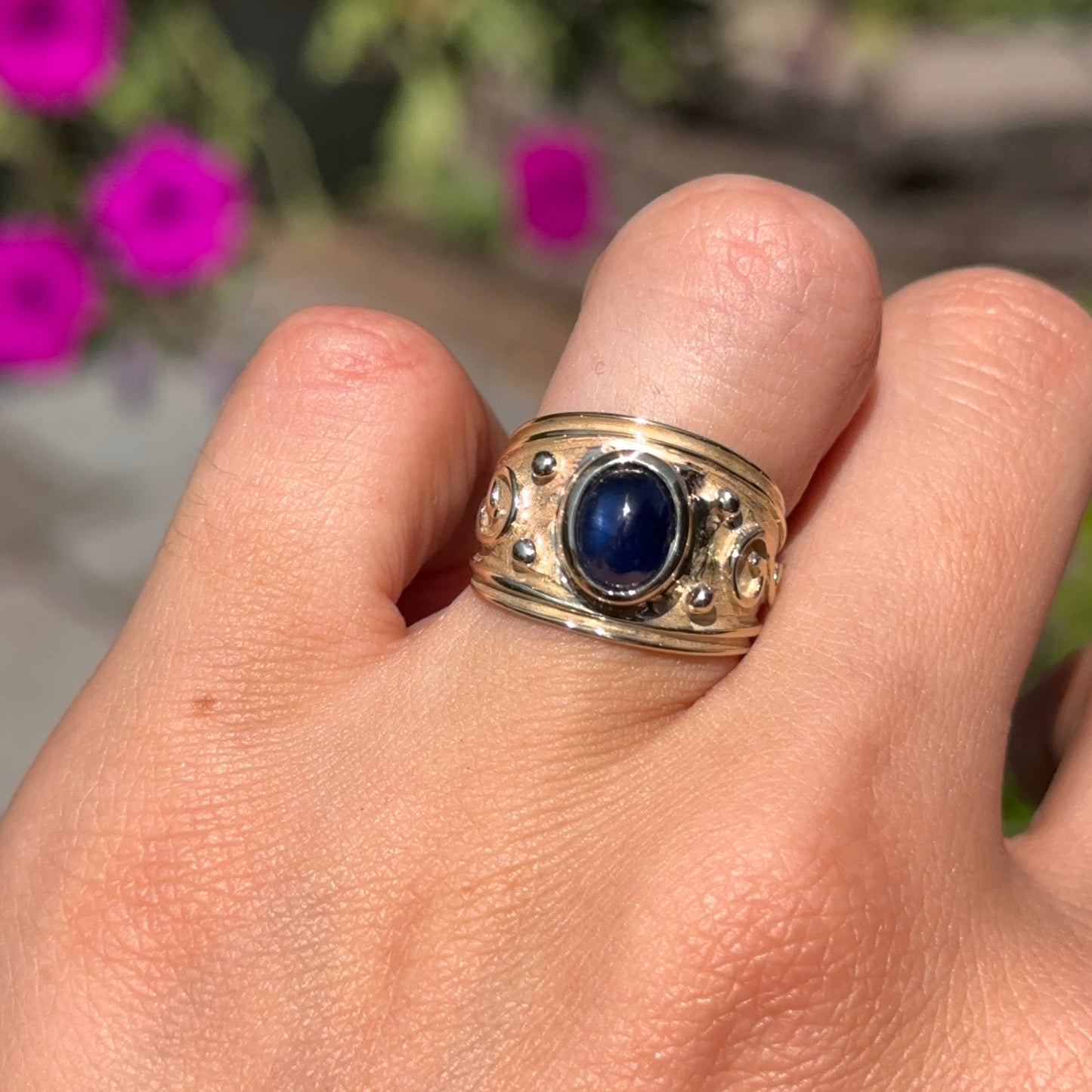 Estate 14KT Yellow Gold Matte Byzantine Oval Star Sapphire Ring