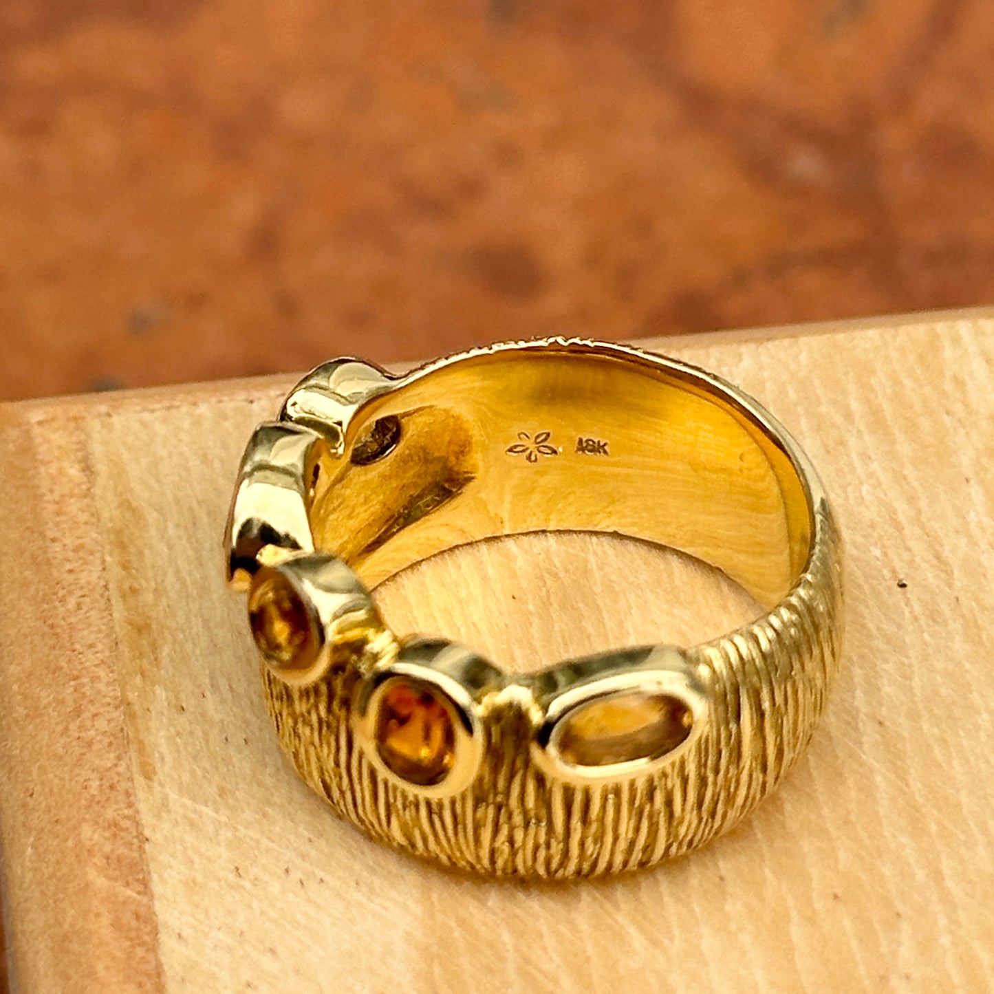 Estate 14KT Yellow Gold Oval Bezel Citrine Cigar Band Ring