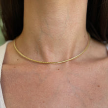 Load image into Gallery viewer, 14KT Yellow Gold Diamond-Cut 2mm Twisted Neck Wire Collar Necklace