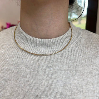 Estate 14KT Yellow Gold 1.5mm Stiff Round Wire Solid Necklace 16”