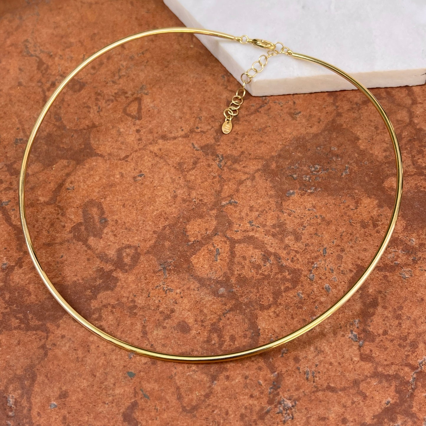 18KT Yellow Gold Round 2.5mm Tube Collar Adjustable Necklace