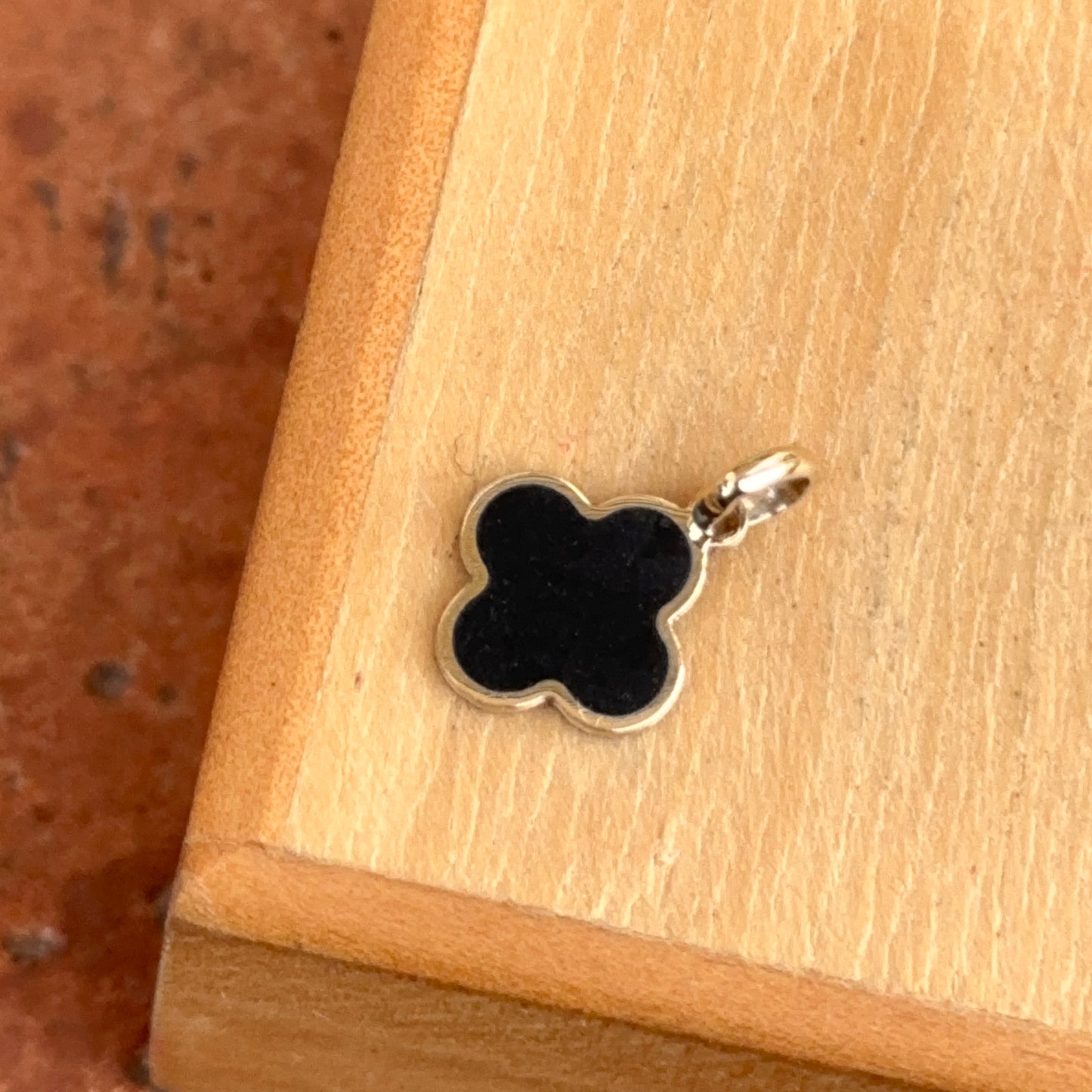 14KT Yellow Gold Black Onyx Inlay Clover Pendant Charm Small 10mm