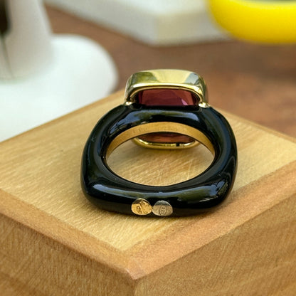 Estate 18KT Yellow Gold Black Onyx Band + Cabochon Rhodolite Garnet Ring