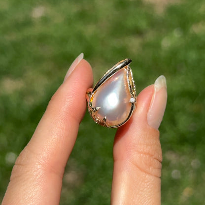 Estate 14KT Genuine Teardrop Pink Mabe Pearl + Diamond Ring