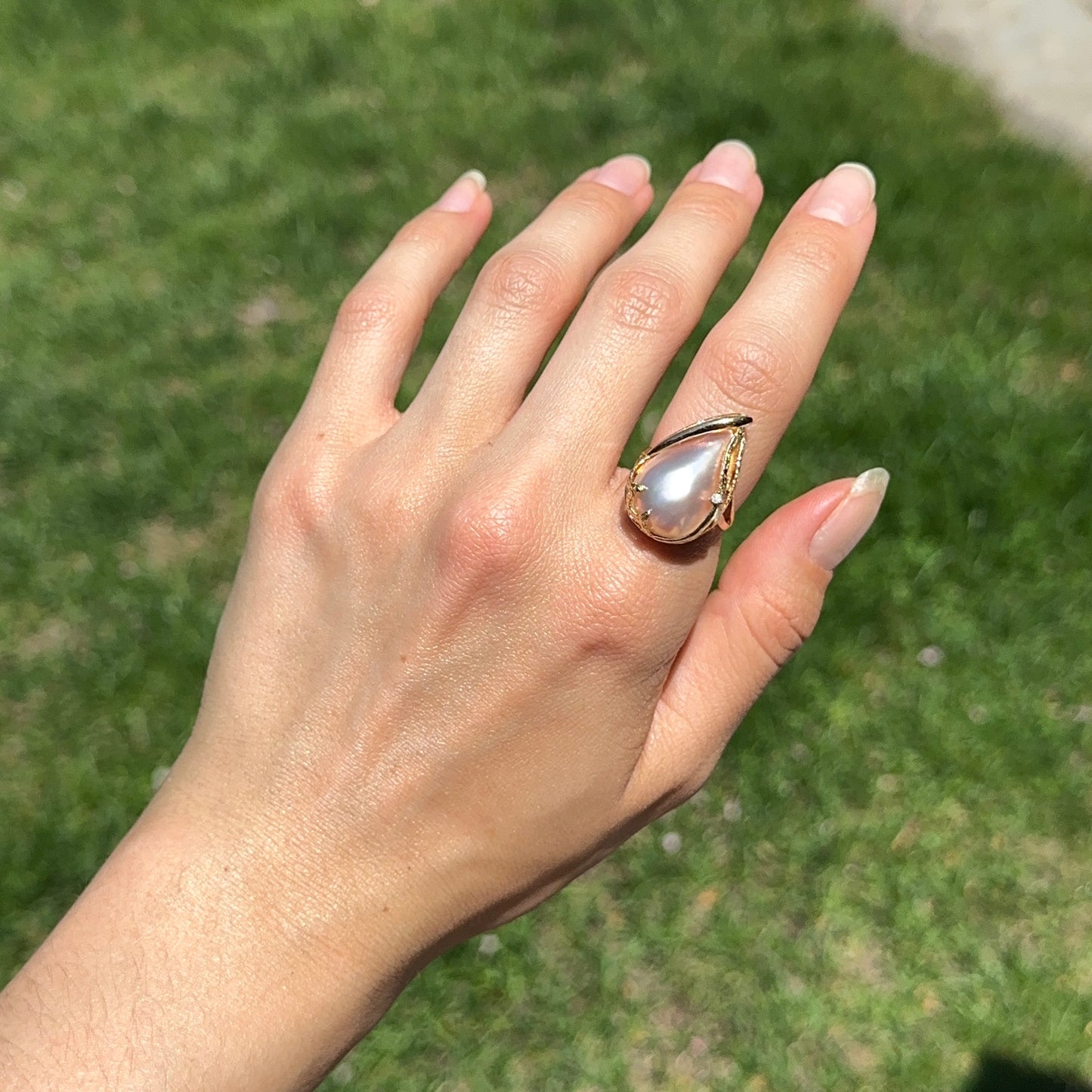 Estate 14KT Genuine Teardrop Pink Mabe Pearl + Diamond Ring