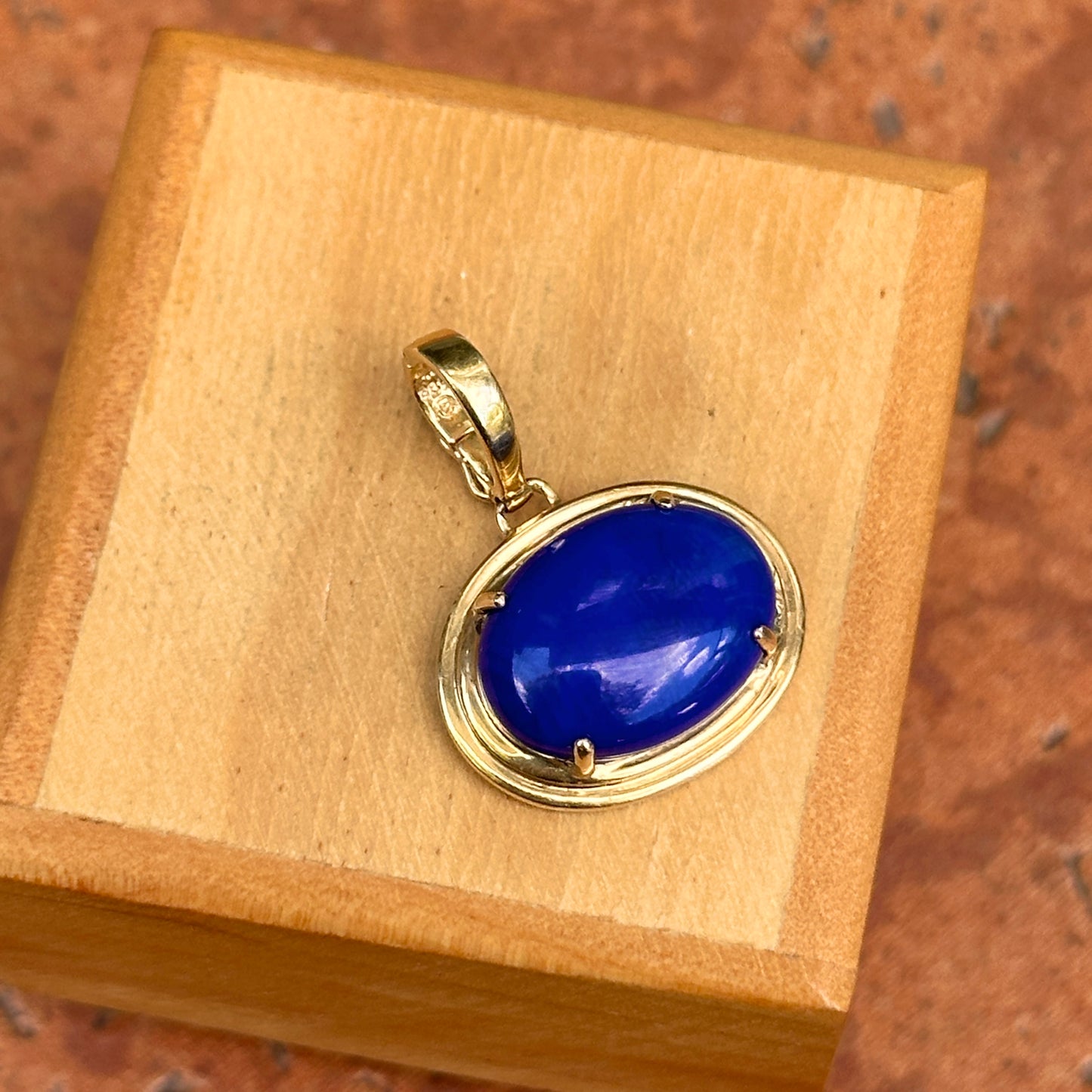 Estate 14KT Yellow Gold Oval Blue Lapis Pendant Enhancer