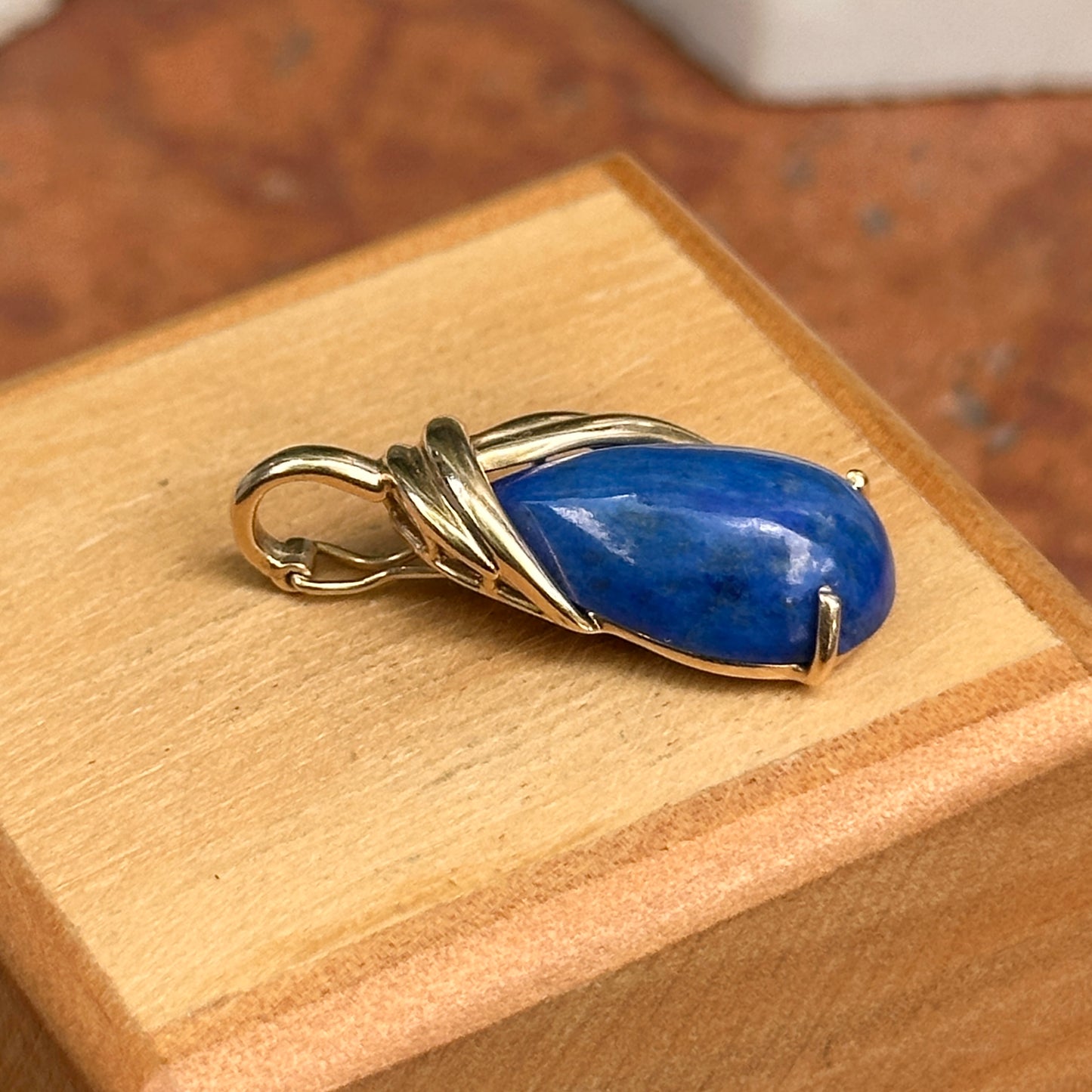 Estate 14KT Yellow Gold Teardrop Lapis Pendant Enhancer