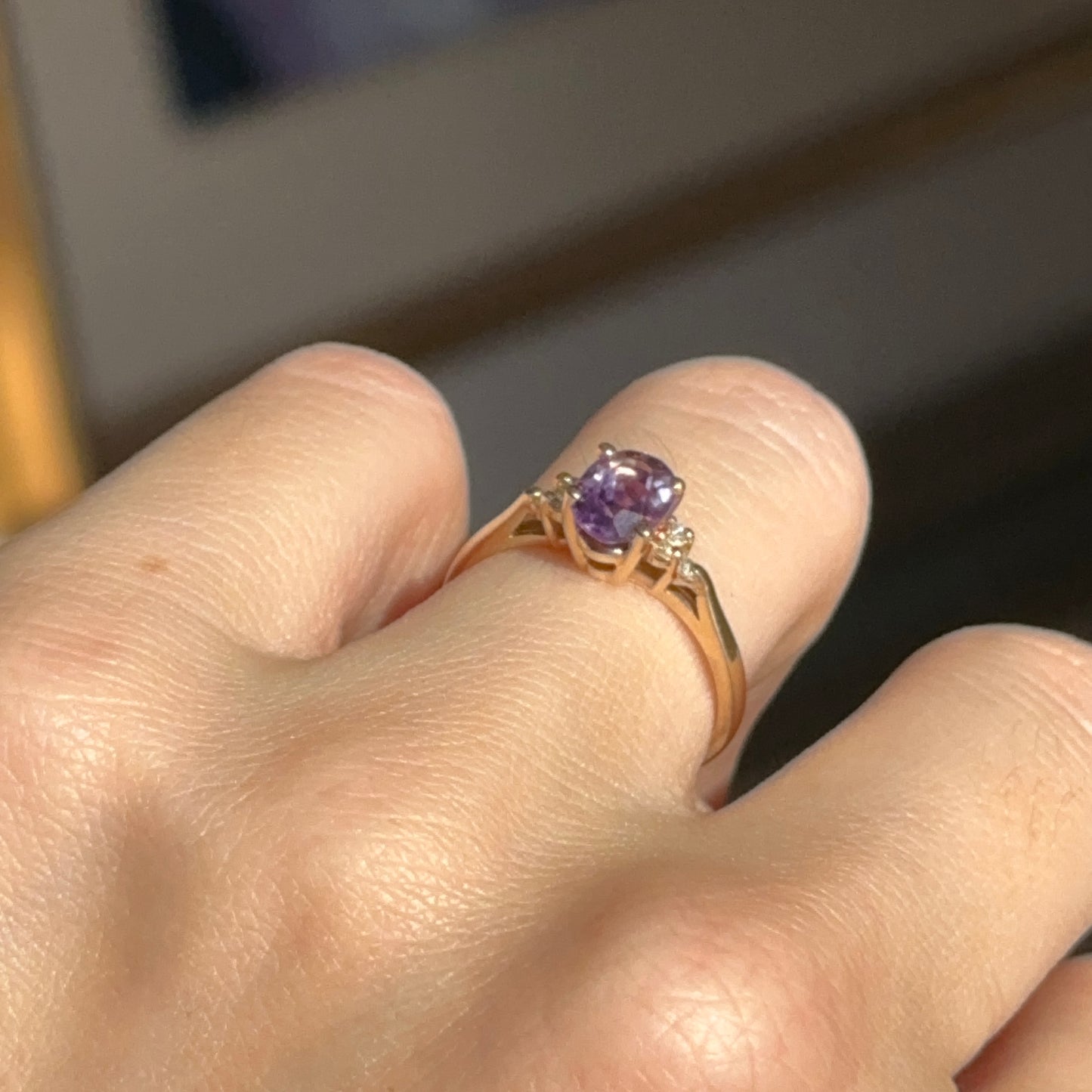 Estate 14K Yellow Gold Oval Purple Amethyst + Round Diamond Accent Ring