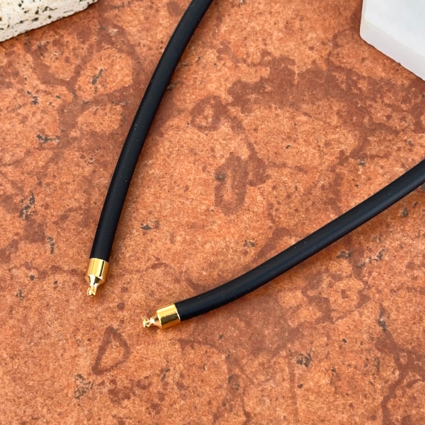 Gold Plated Steel + 5mm Black Nitrile Rubber Swap Necklace No Clasp 16”