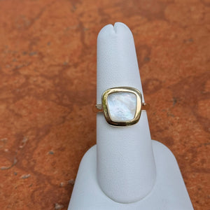 14KT Yellow Gold Bezel Trapezoid Mother of Pearl Ring