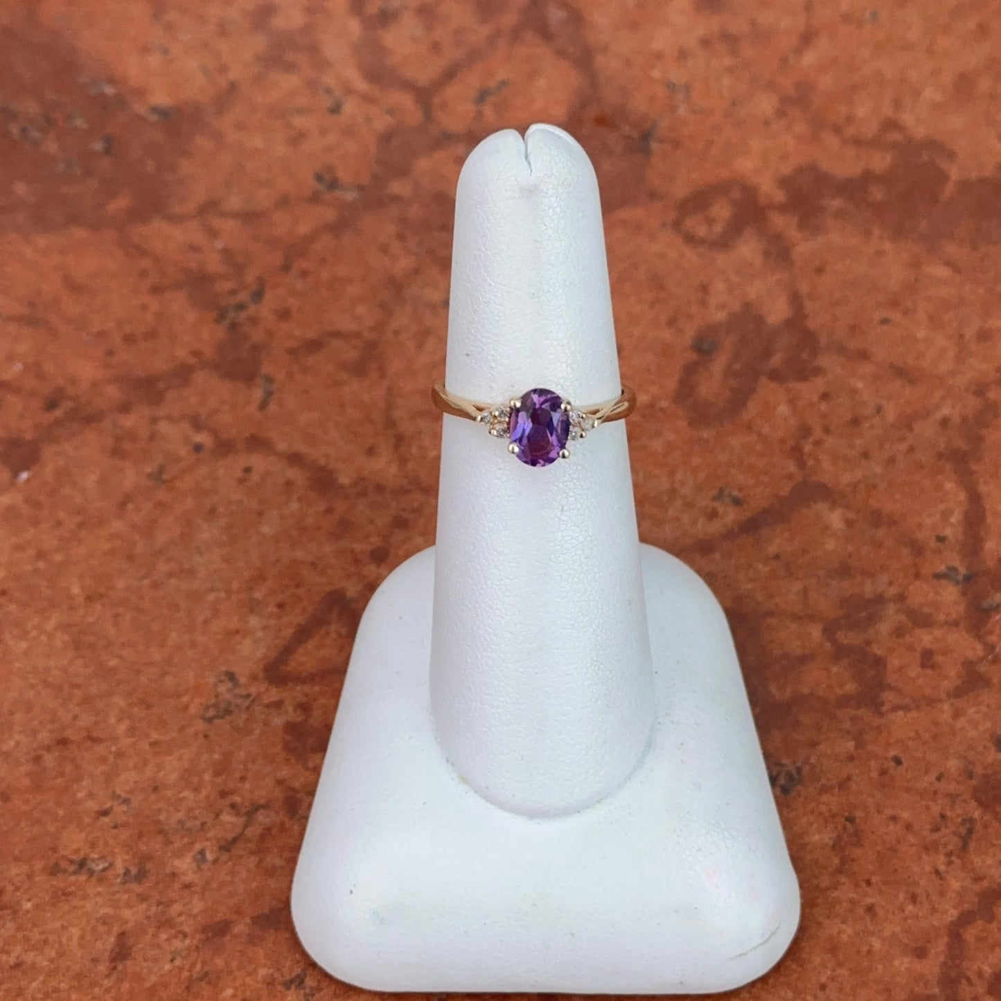 Estate 14K Yellow Gold Oval Purple Amethyst + Round Diamond Accent Ring