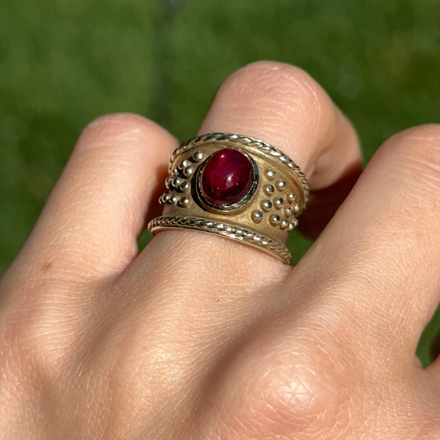 Estate 14KT Yellow Gold Cabochon Spinel Byzantine Band Ring
