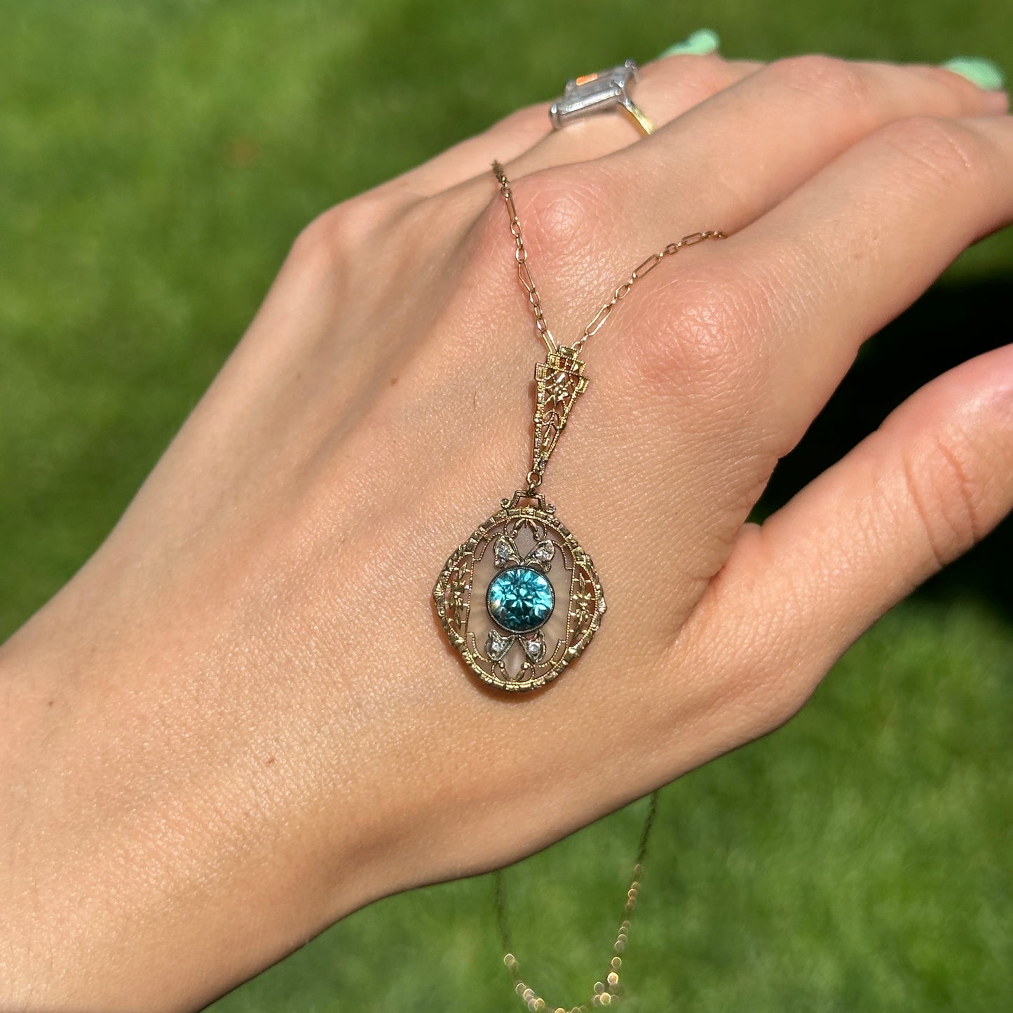 Estate Yellow Gold Round Blue Zircon + Single Cut Diamond Filigree Chain Link Necklace