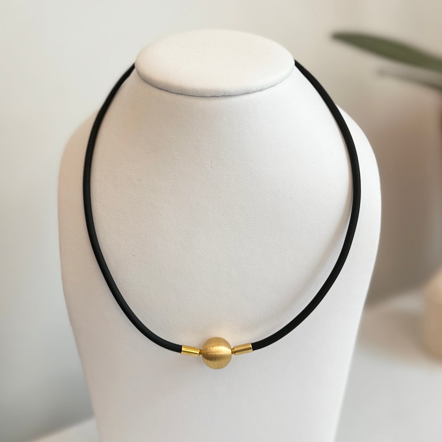 Gold Plated Steel + 3mm Black Nitrile Rubber Swap Necklace No Clasp 15”