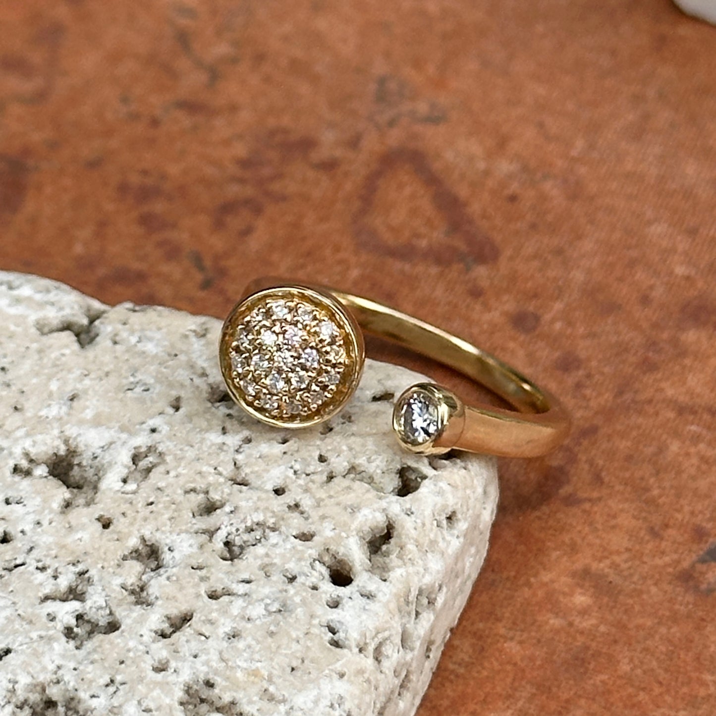 14KT Yellow Gold Round Pave + Bezel Set Diamond Negative Space Ring