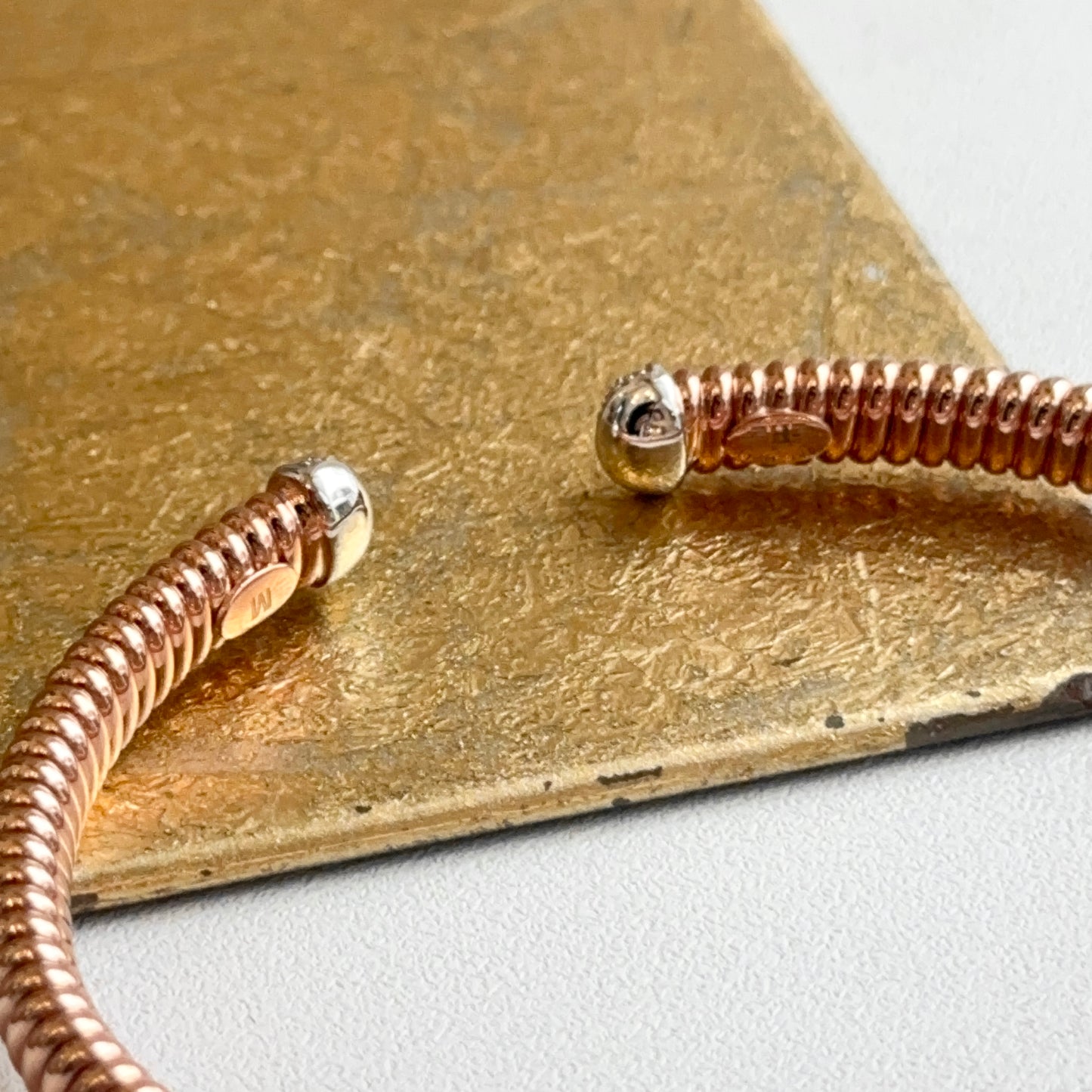 18KT Rose Gold Pave Diamond End Cap Corrugated Cuff Bangle Bracelet