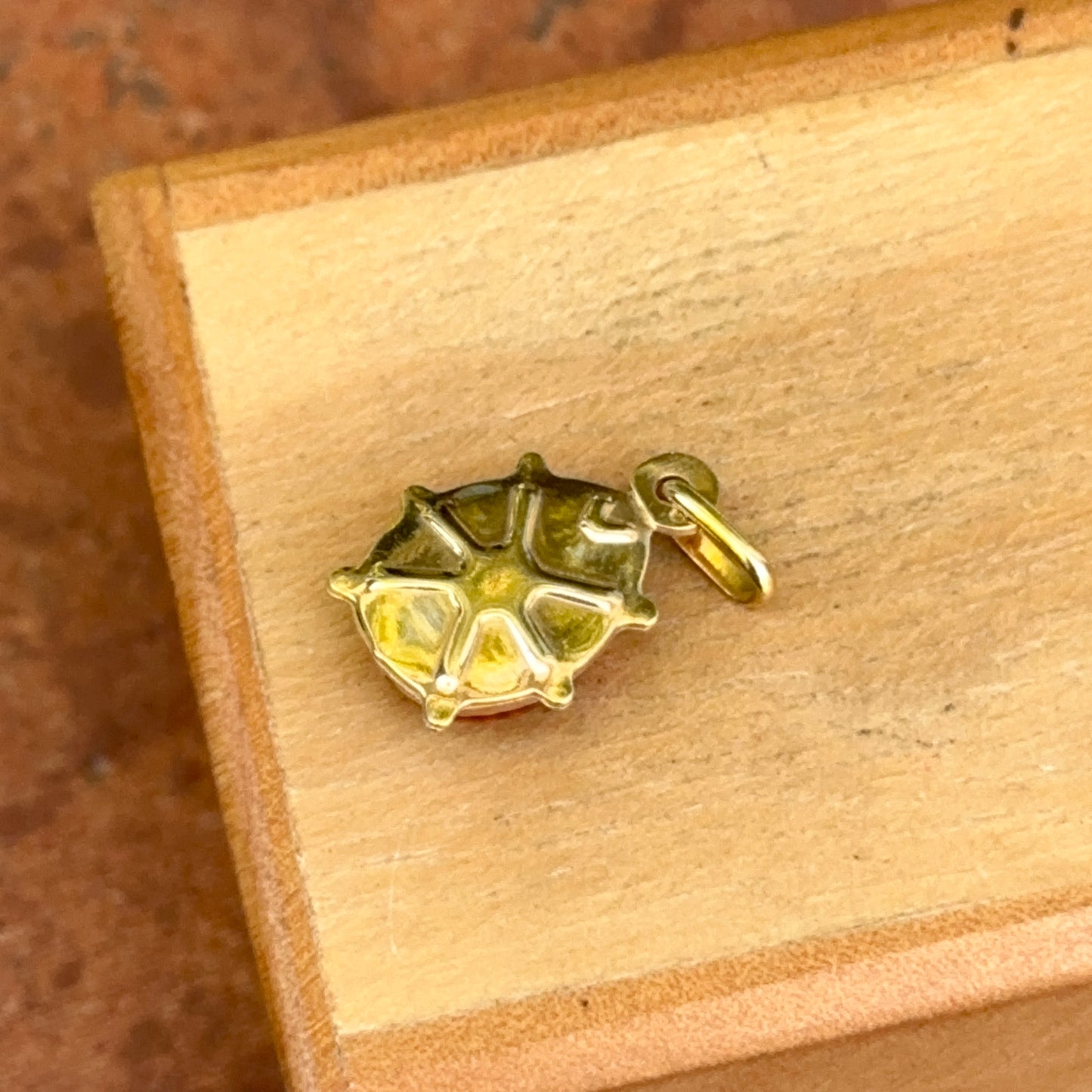 Estate 18KT Yellow Gold Red Enamel Ladybug Pendant