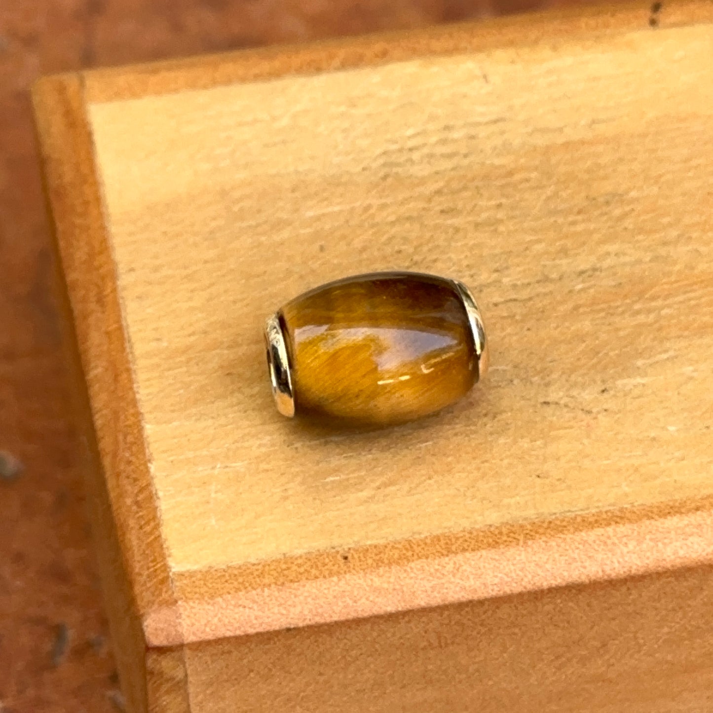 Estate 14KT Yellow Gold Tiger's Eye Oval Pendant Slide