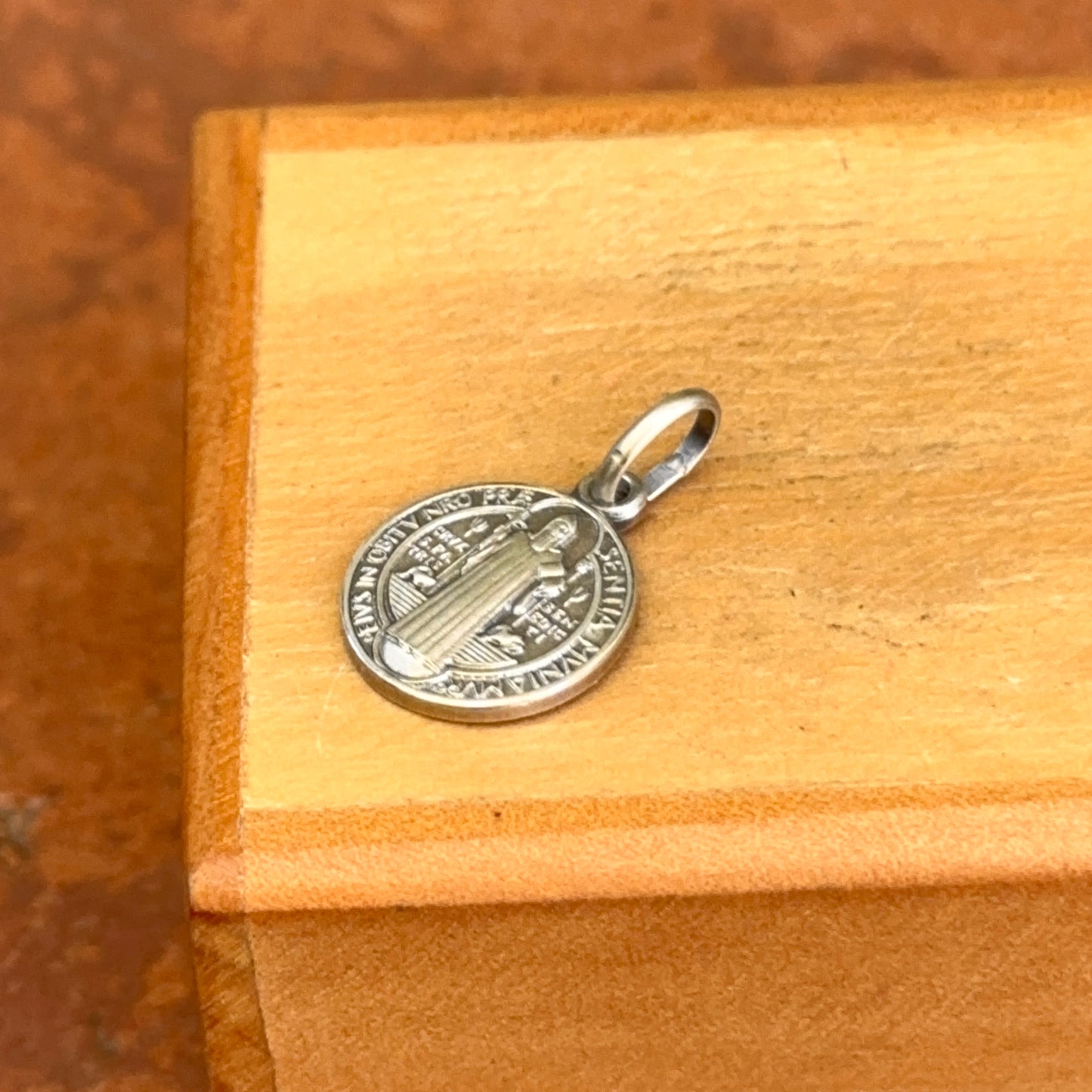Sterling Silver Antiqued St Benedict Round Medal Pendant Charm 12mm