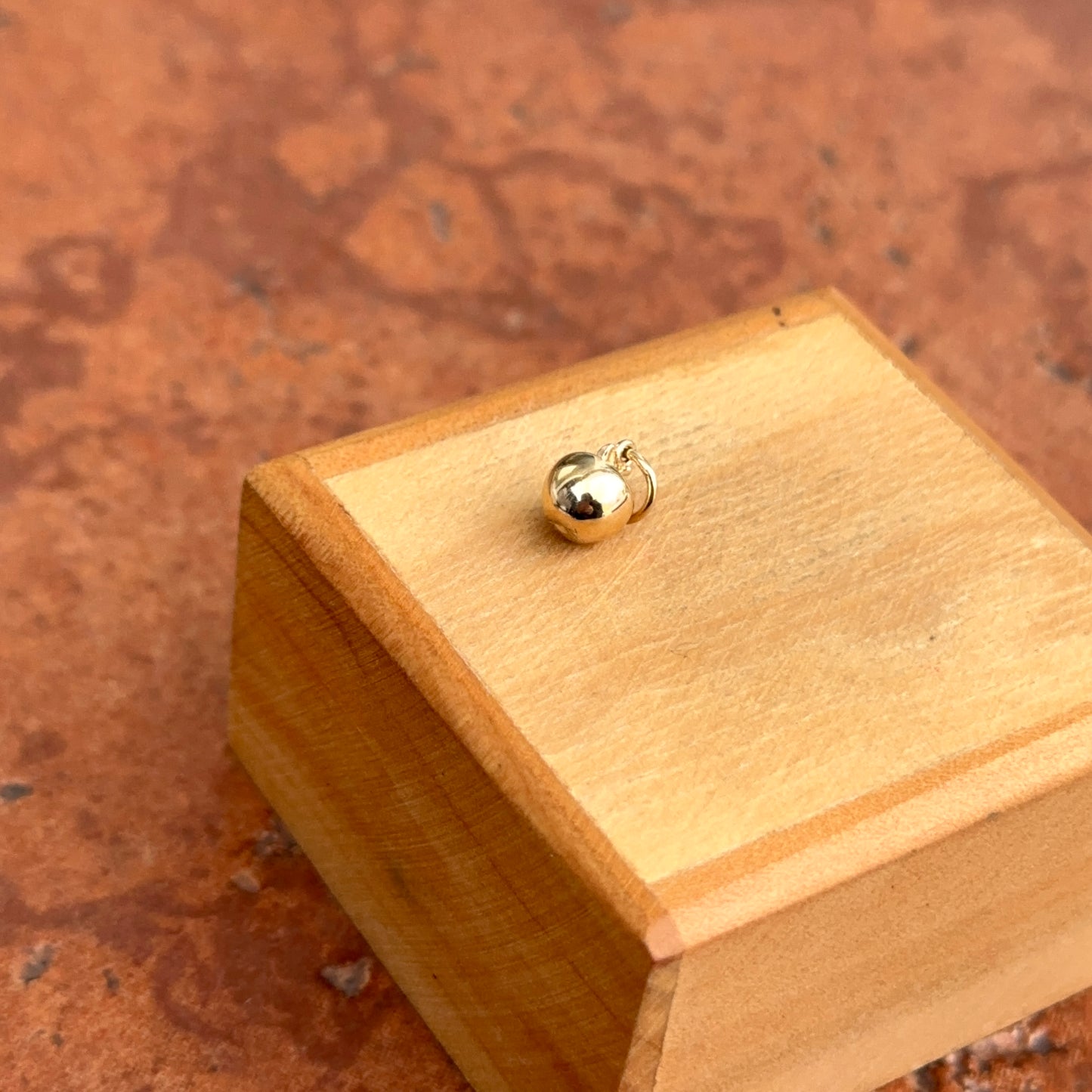 14KT Yellow Gold Apple 3D Charm Pendant Small 12mm x 6mm