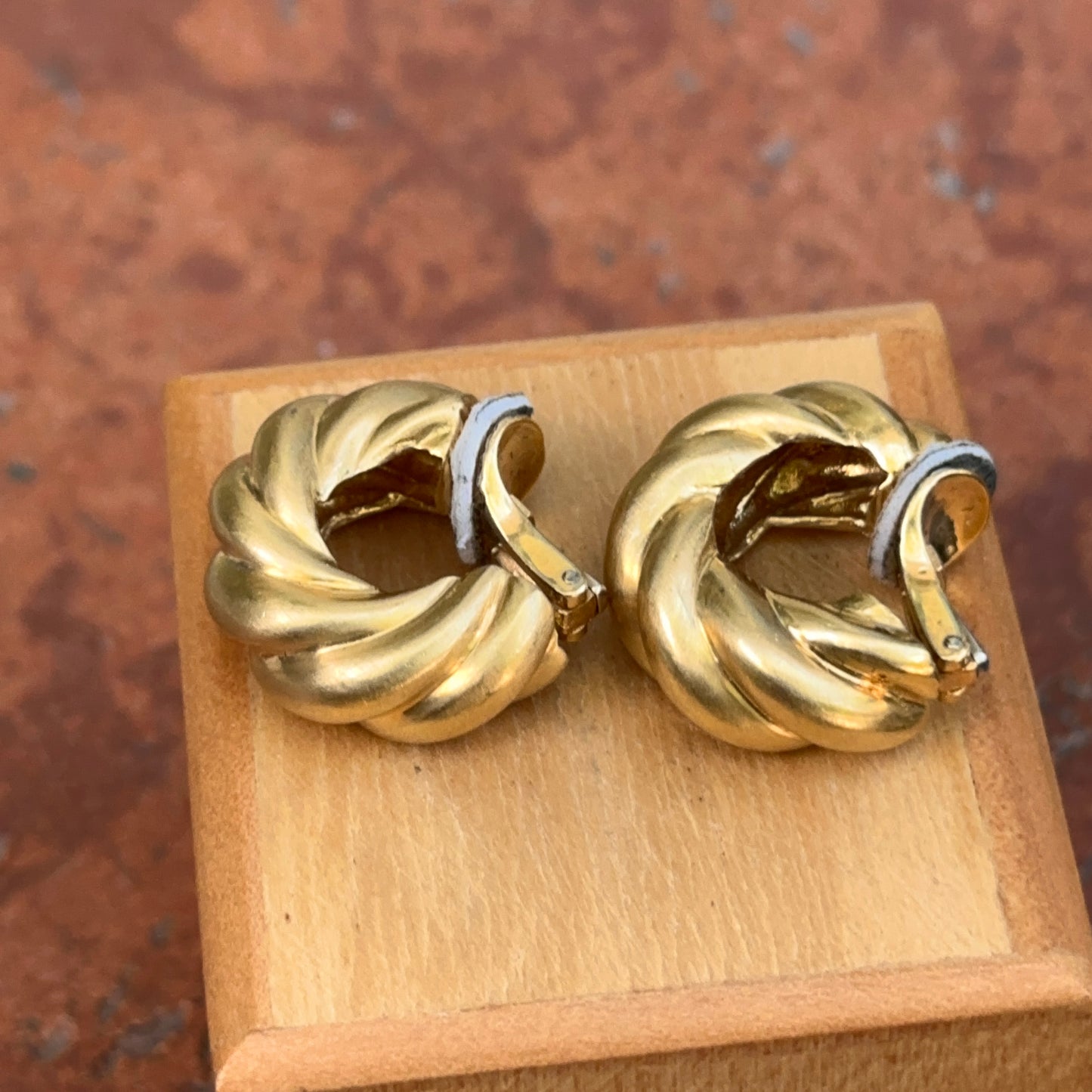 Estate 18KT Yellow Gold Matte Twist Hoop Earrings Clip-On