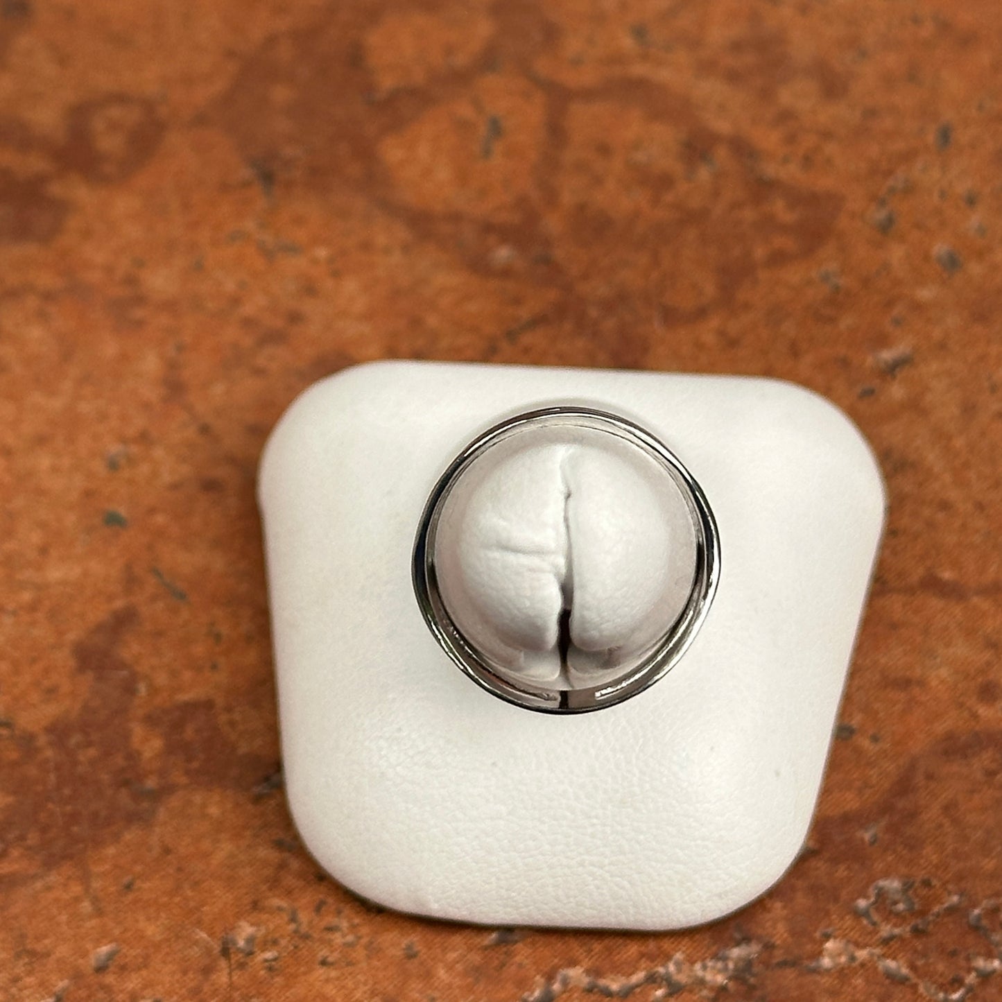 14KT White Gold Shiny Wide Thumb Band Ring Size 8