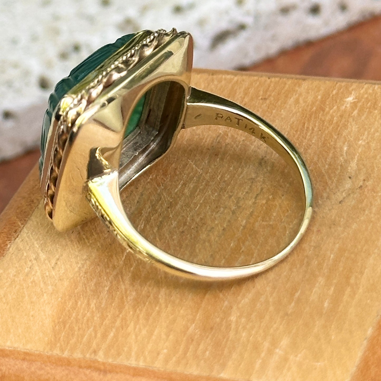 Estate 14KT Yellow Gold Carved Green Onyx Bezel Ring